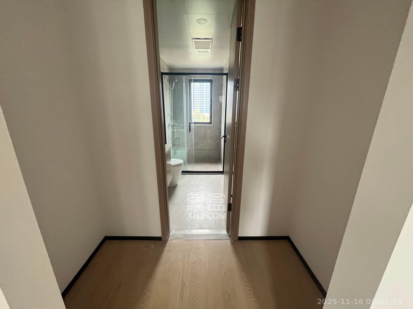 长沙北中心保利时代G区  4室2厅2卫    3500.0元/月室内图