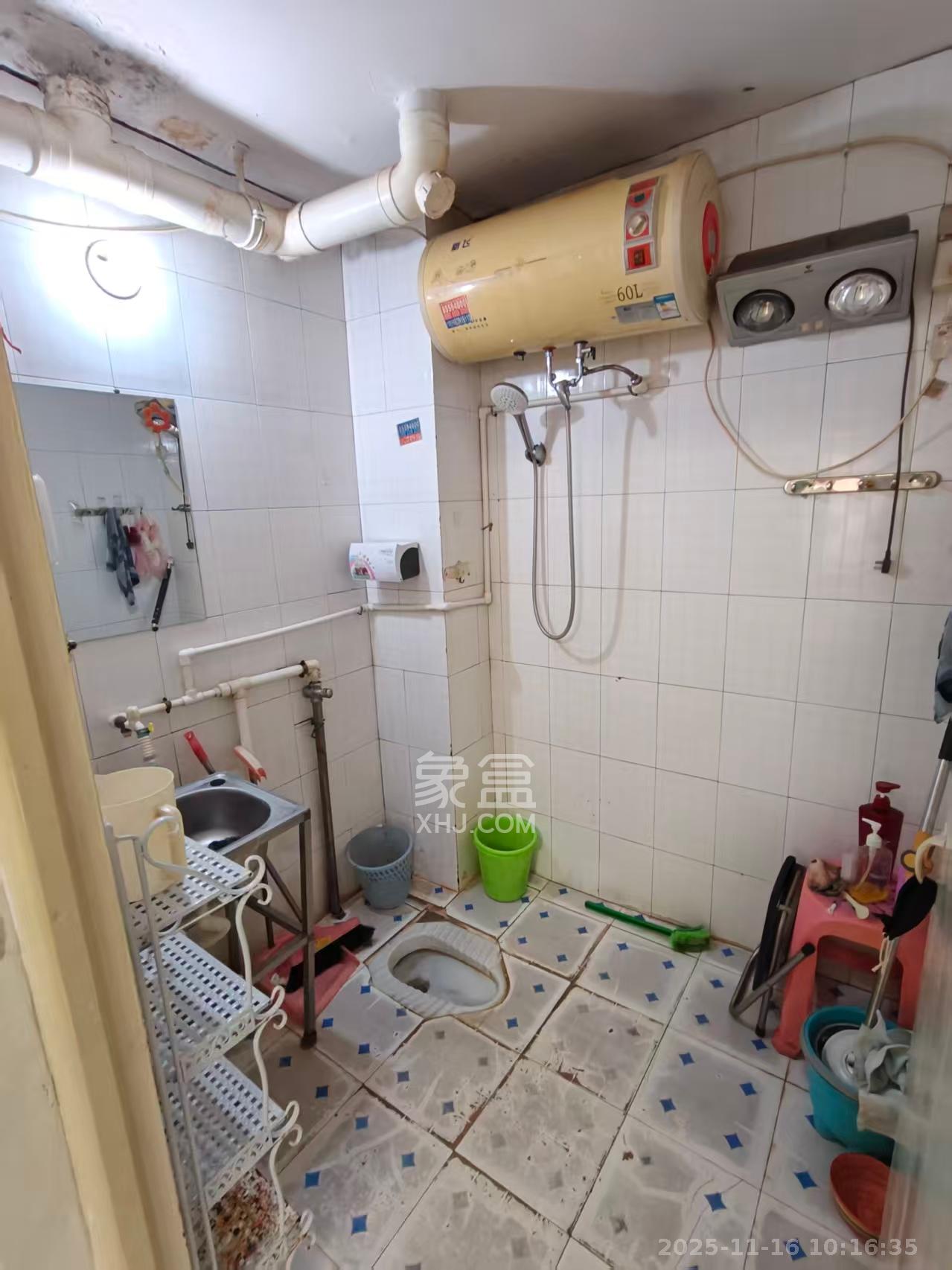 标准件厂宿舍(长沙标准件总厂宿舍) 1室0厅0卫 1500.0元/月 标准件厂宿舍(长沙标准件总厂宿舍) 1室0厅0卫 1500.0元/月室内图