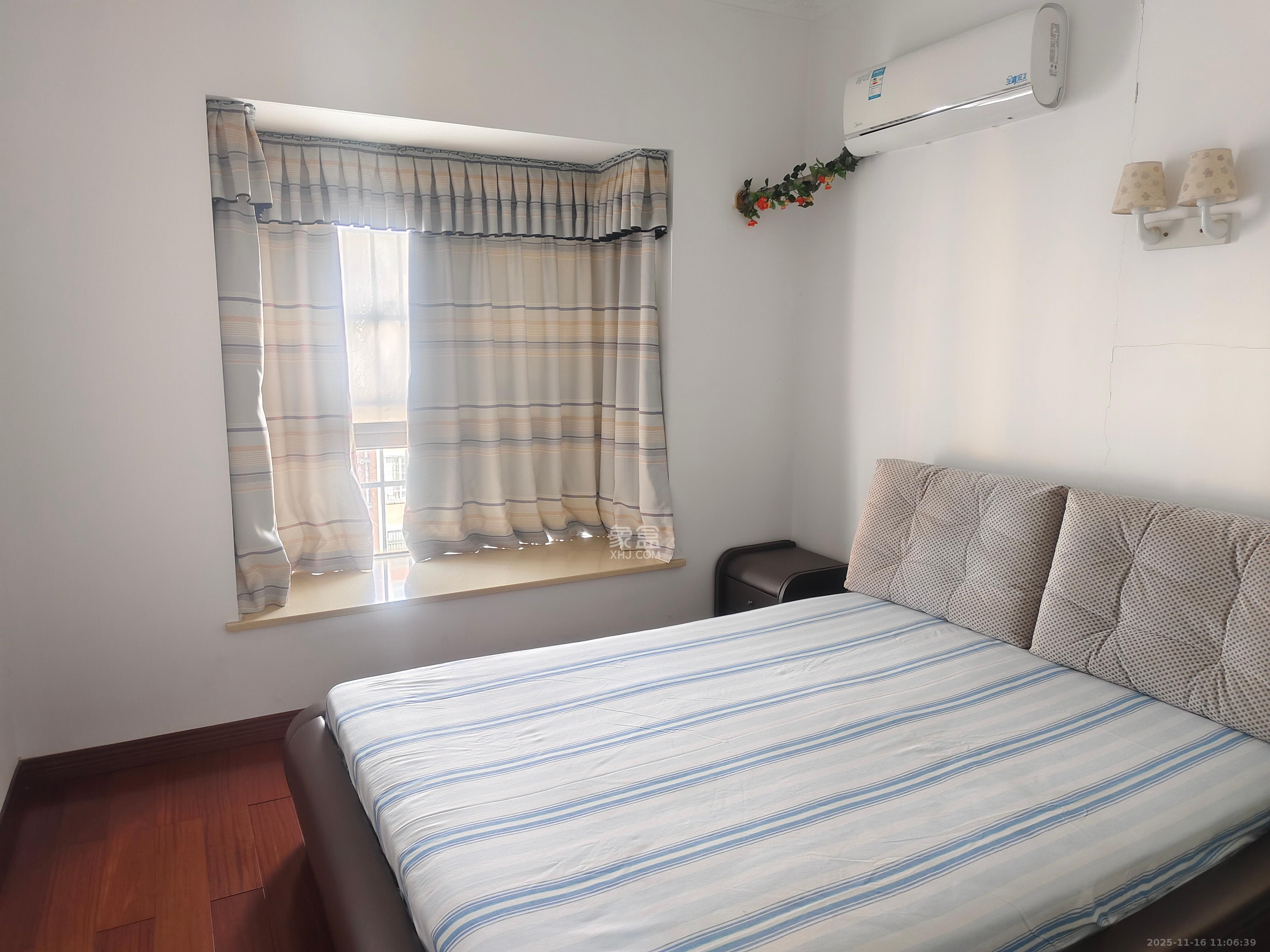 湘林家园(湘林小区电梯房) 4室2厅2卫 3000.0元/月 湘林家园(湘林小区电梯房) 4室2厅2卫 3000.0元/月室内图