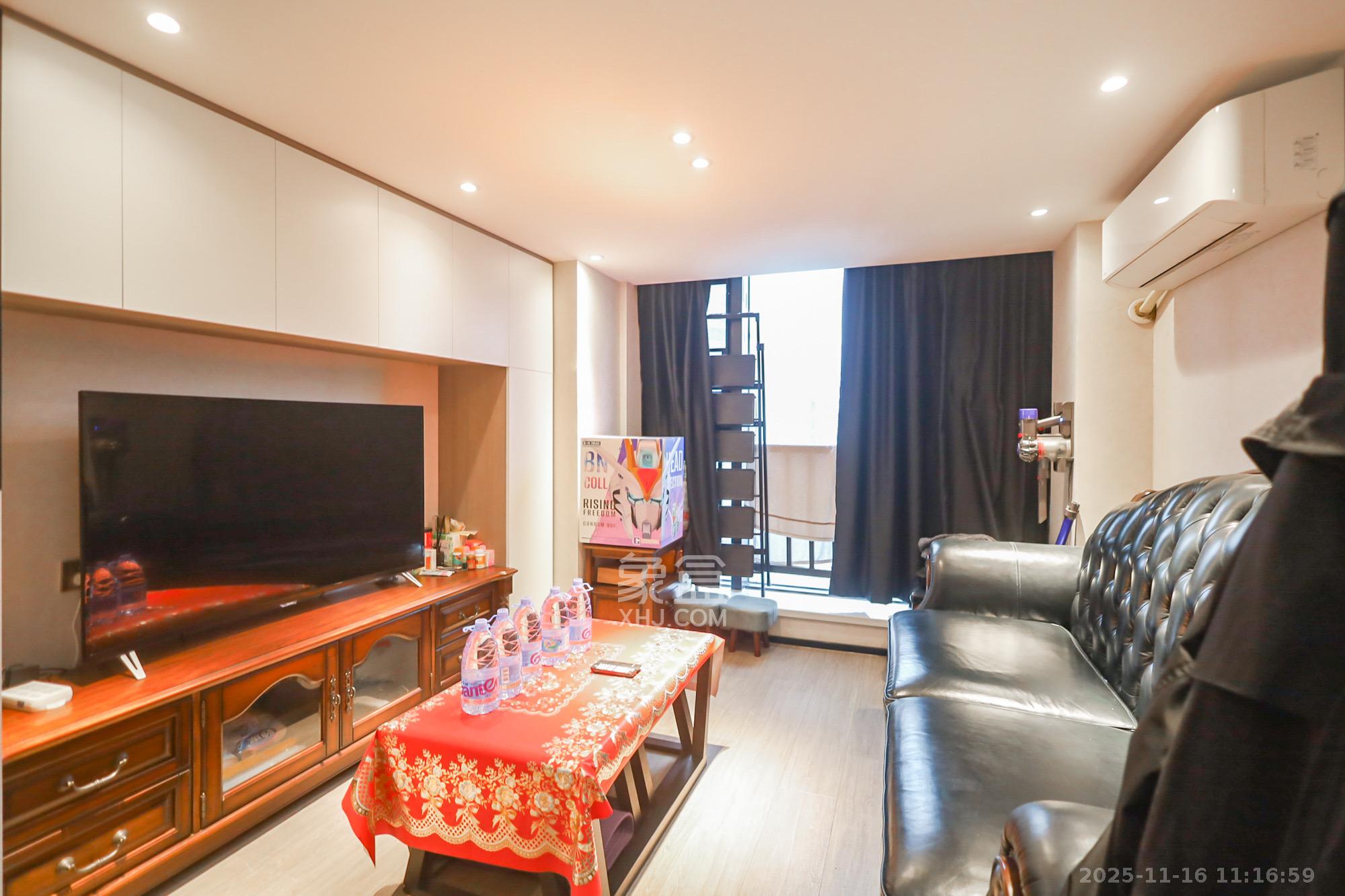 中一鲲出(鲲鹏府) 2室1厅1卫 2950.0元/月 中一鲲出(鲲鹏府) 2室1厅1卫 2950.0元/月室内图