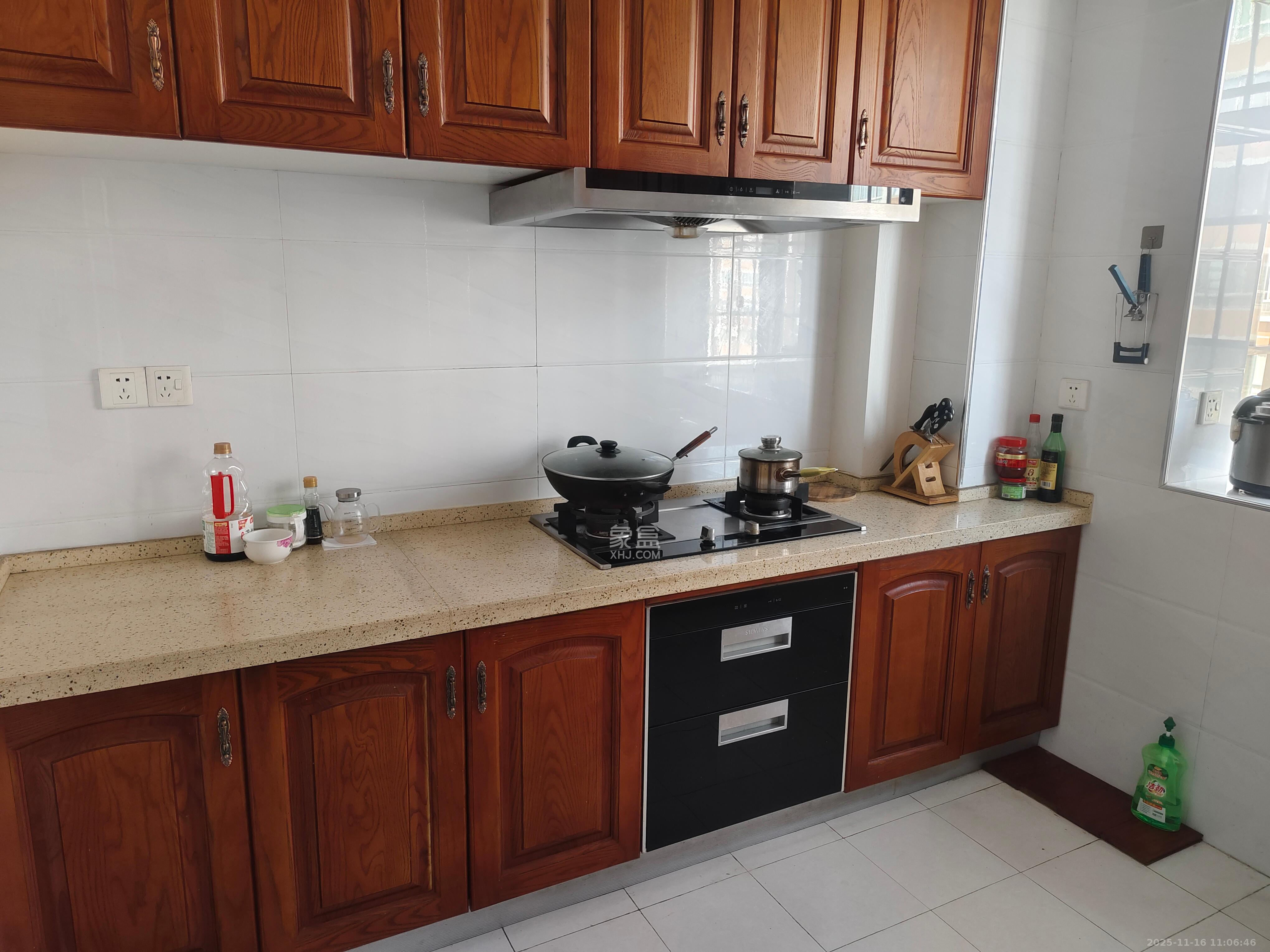 湘林家园（湘林小区电梯房）  4室2厅2卫    3000.0元/月室内图