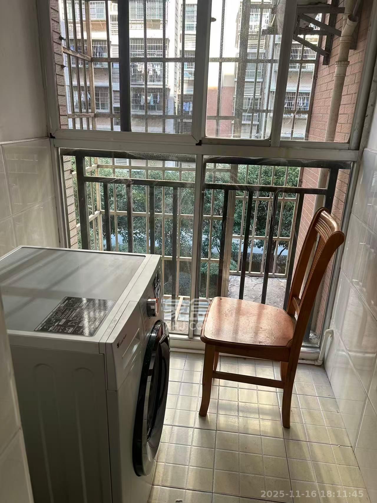 先锋新宇  2室2厅1卫    1600.0元/月室内图