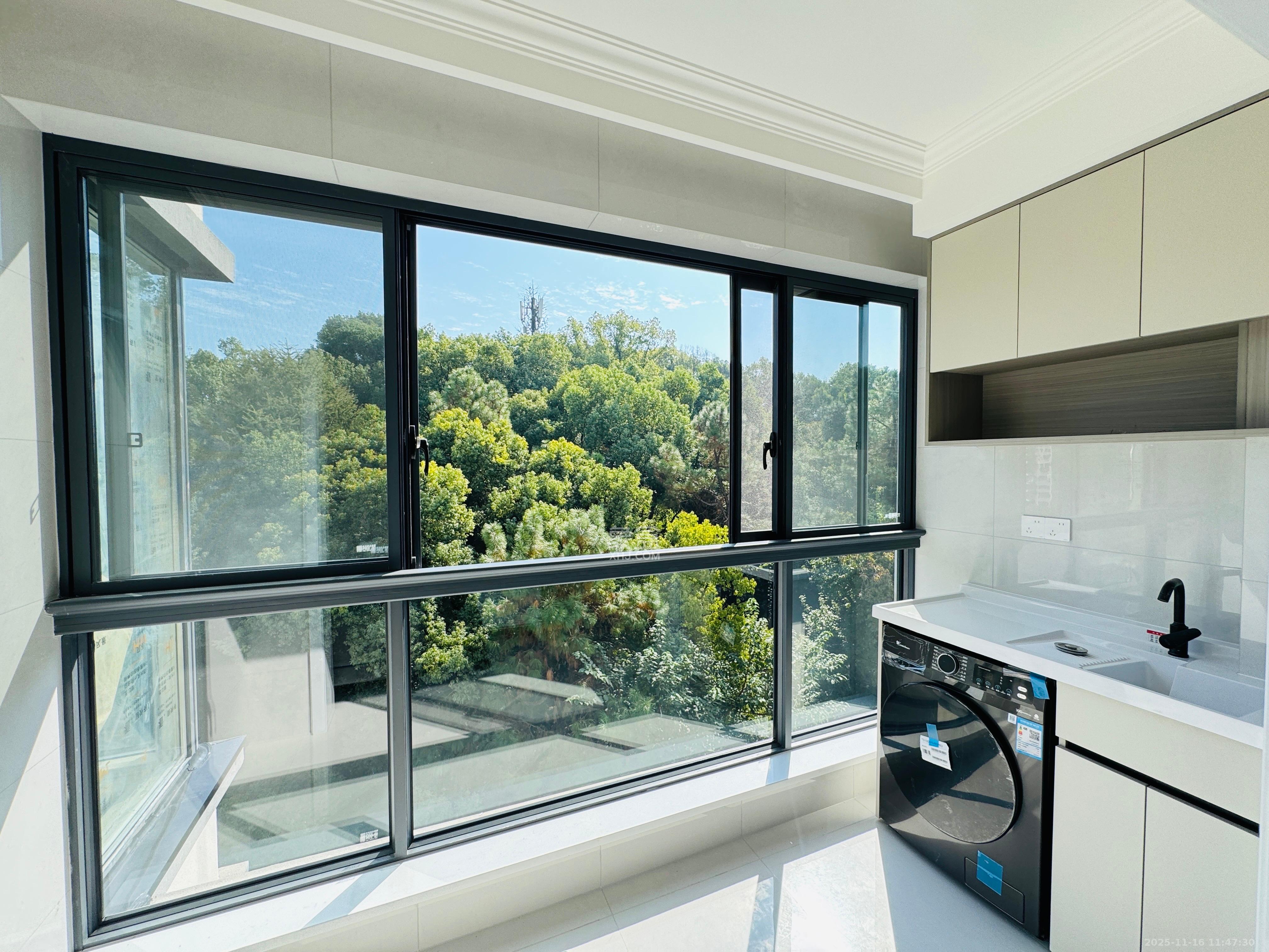 湖湘时代名邸公园壹号  2室2厅1卫    2300.0元/月室内图