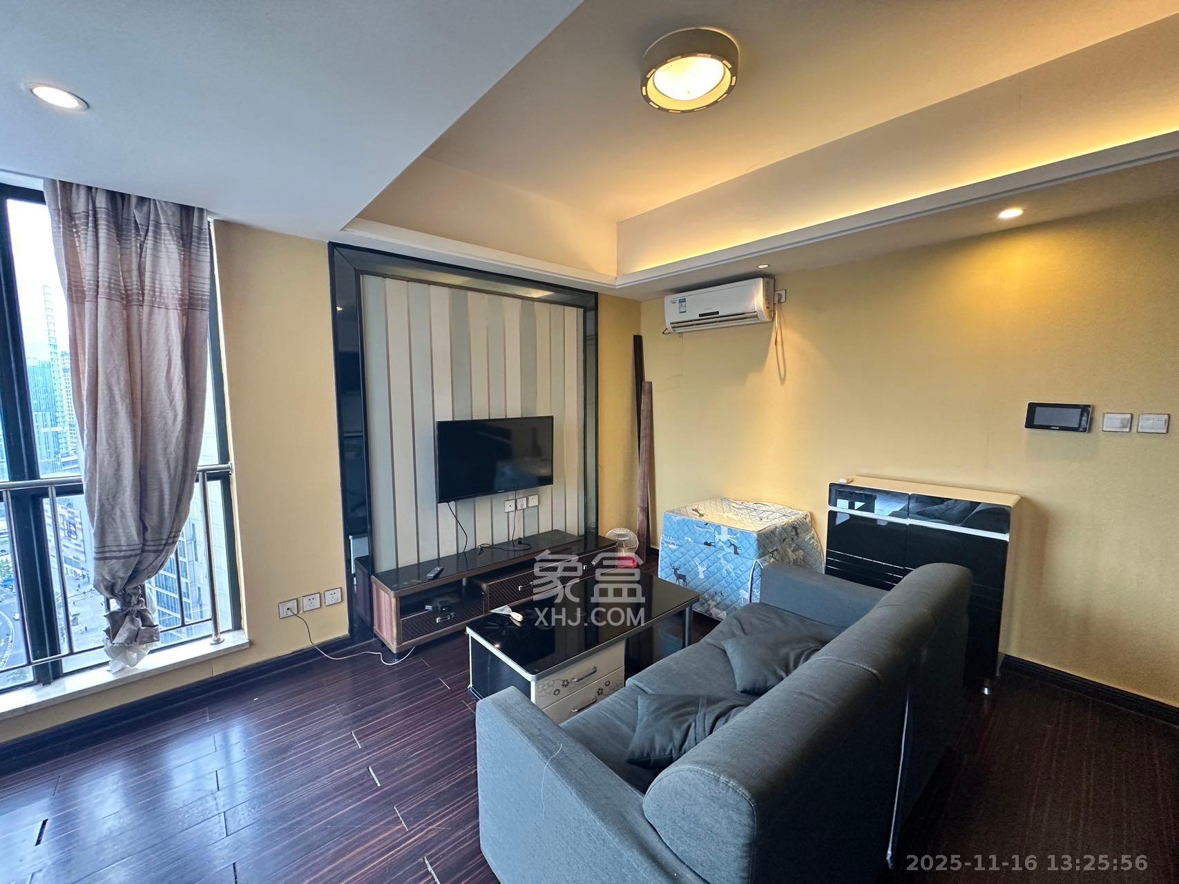 德思勤城市广场（宝格丽公寓）  1室1厅1卫    2200.0元/月