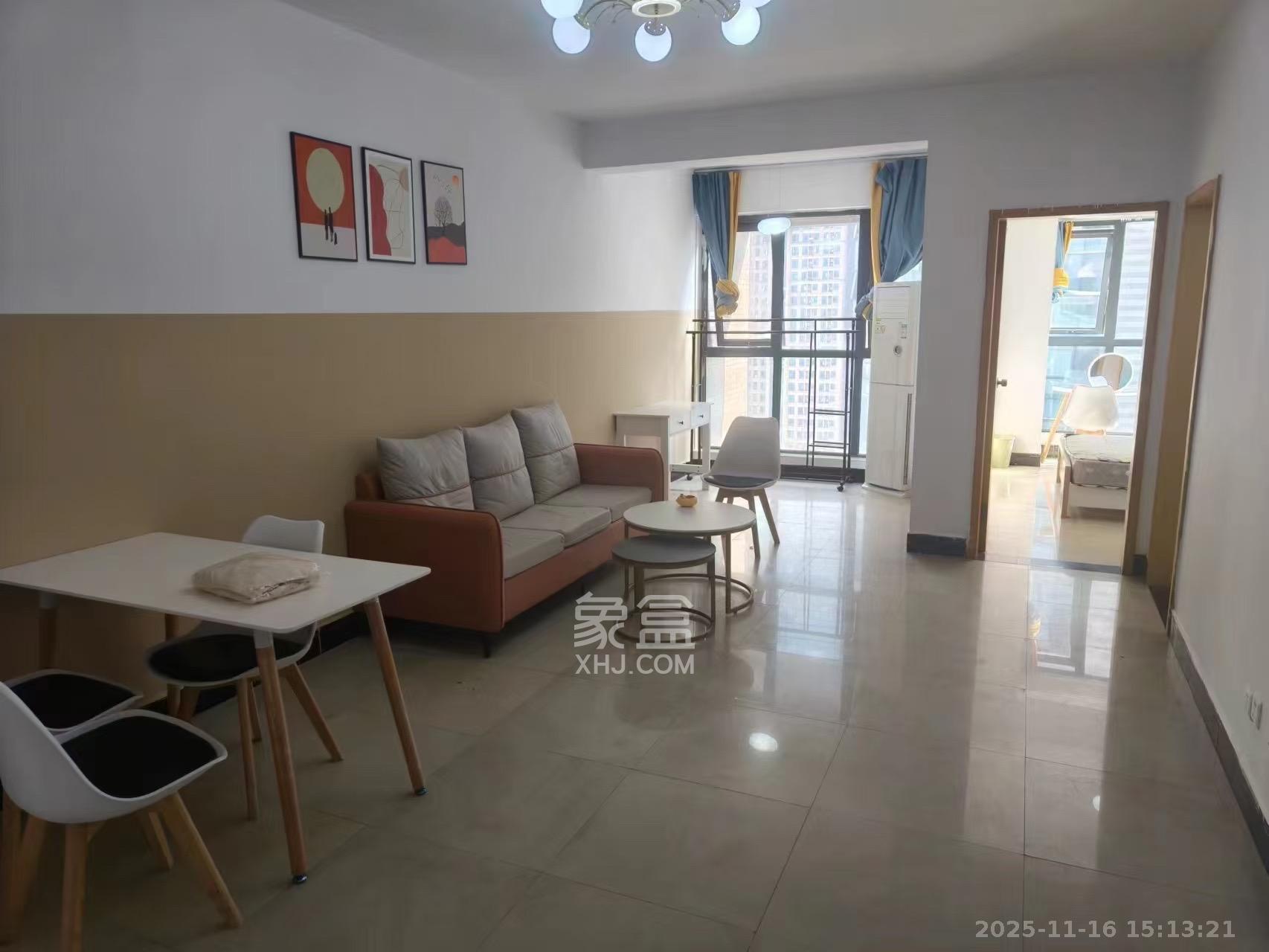 中天广场  2室1厅1卫    2500.0元/月