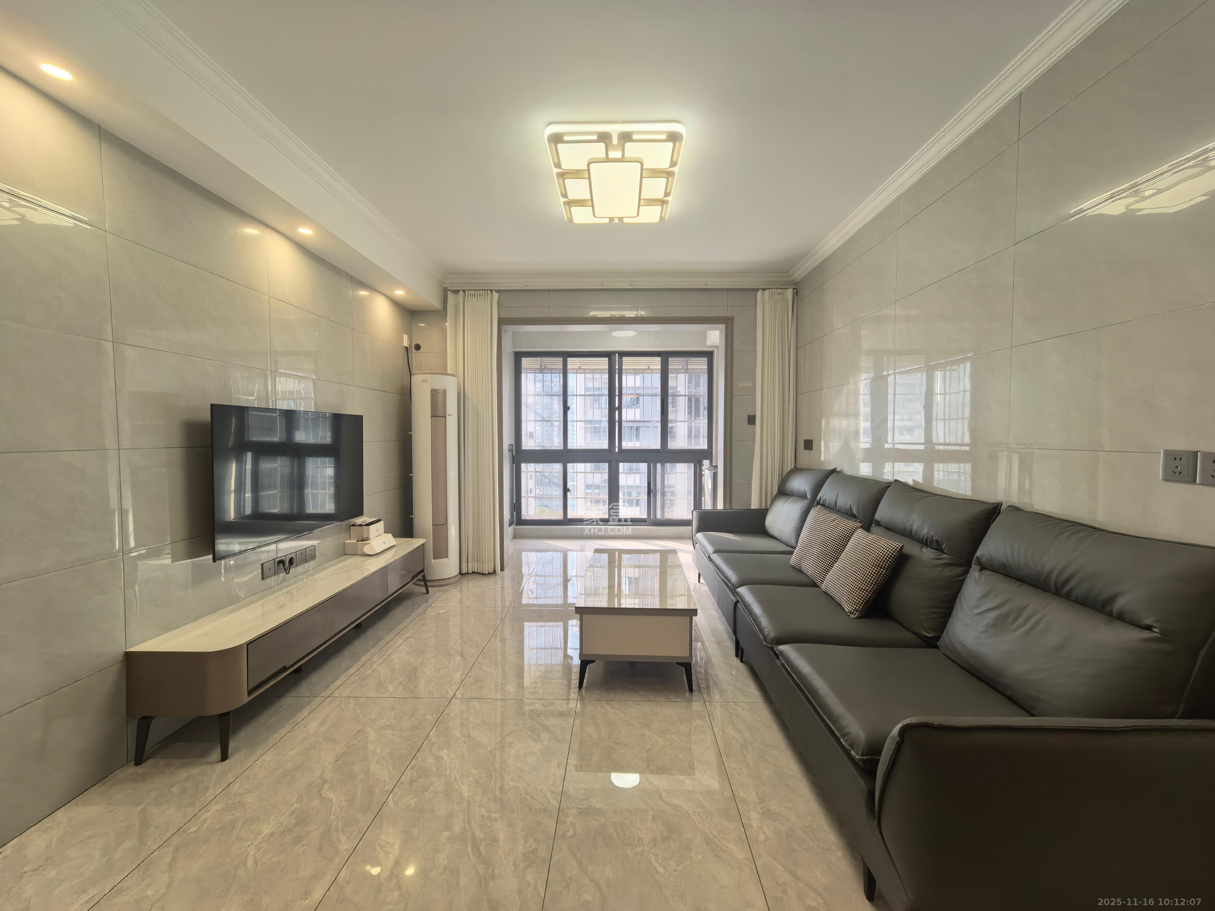 旭日嘉苑  2室1厅1卫    2300.0元/月