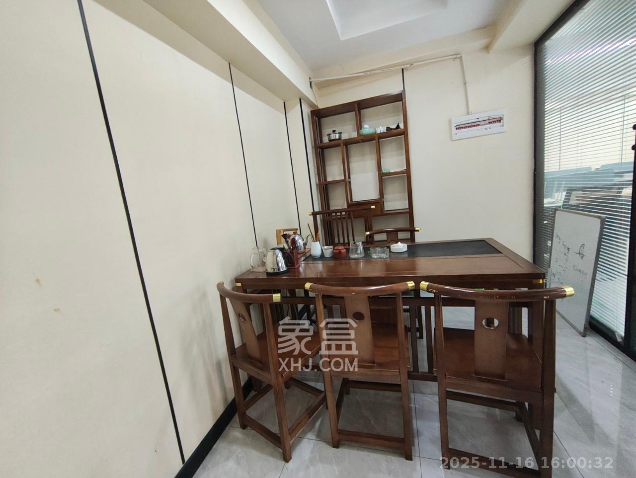 嘉盛国际广场 1室1厅1卫 3000.0元/月 嘉盛国际广场 1室1厅1卫 3000.0元/月室内图