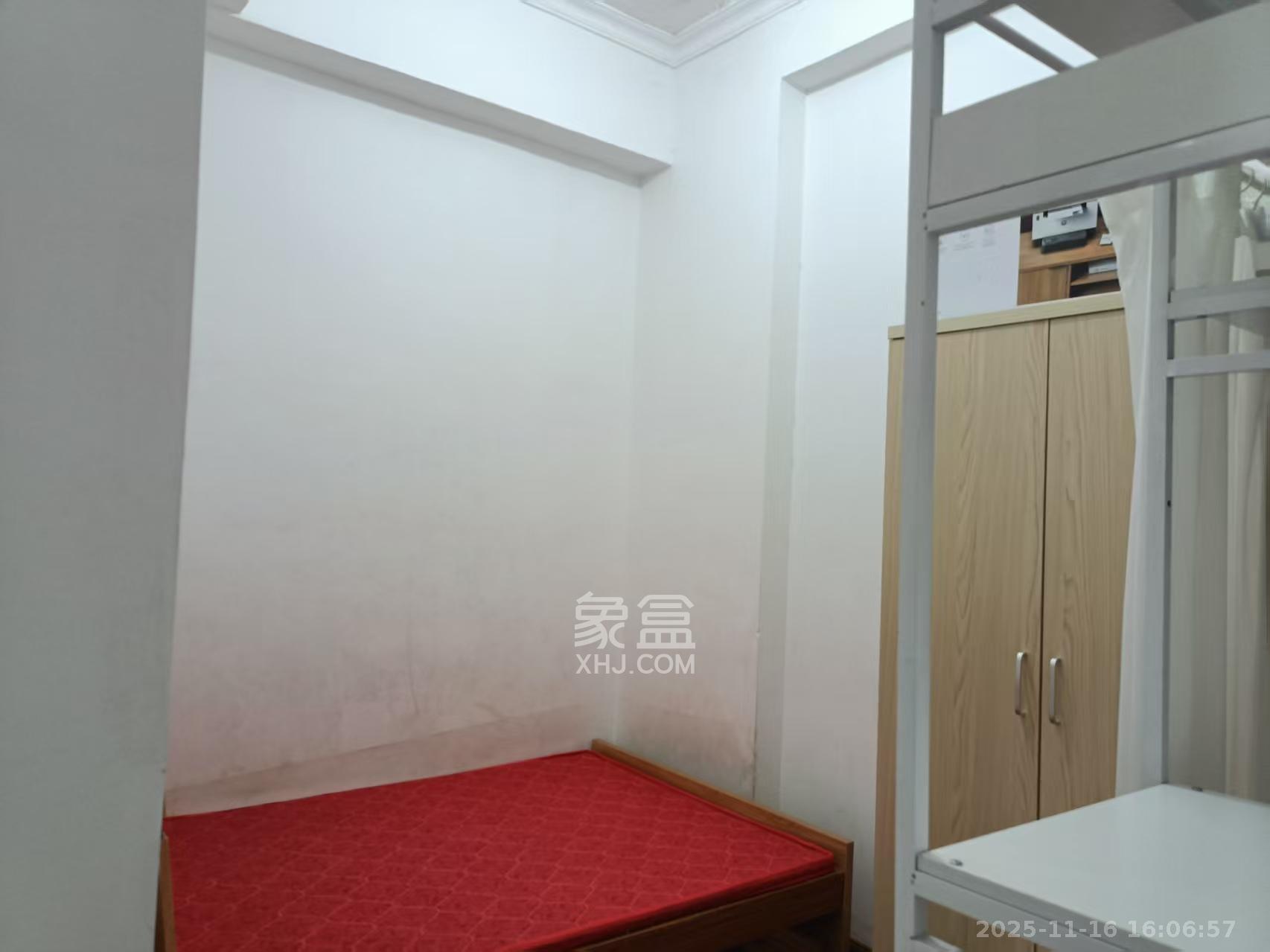 昊天大厦  2室1厅1卫    2200.0元/月室内图