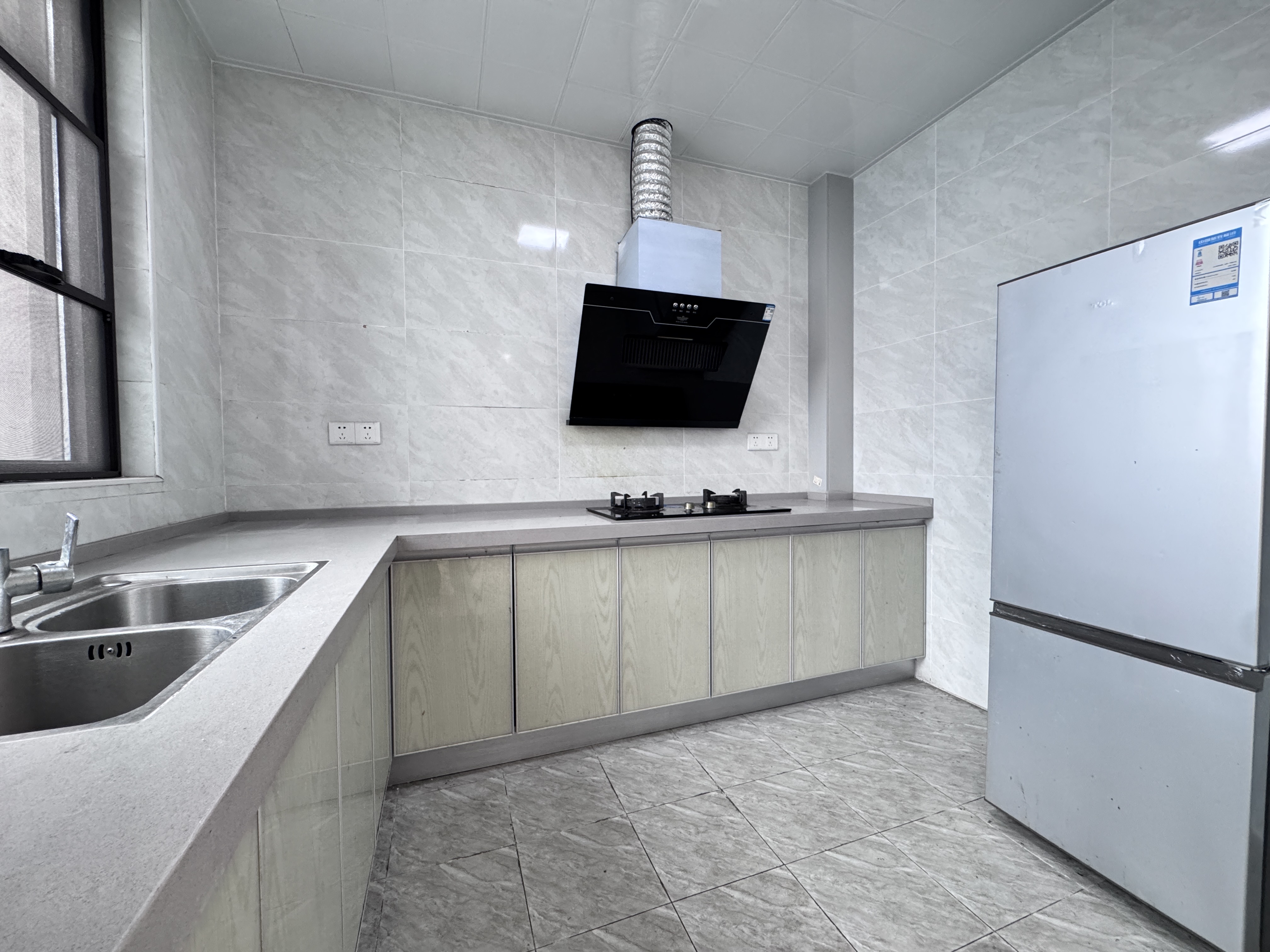 金广星苑 3室2厅2卫 2200.0元/月 金广星苑 3室2厅2卫 2200.0元/月户型图