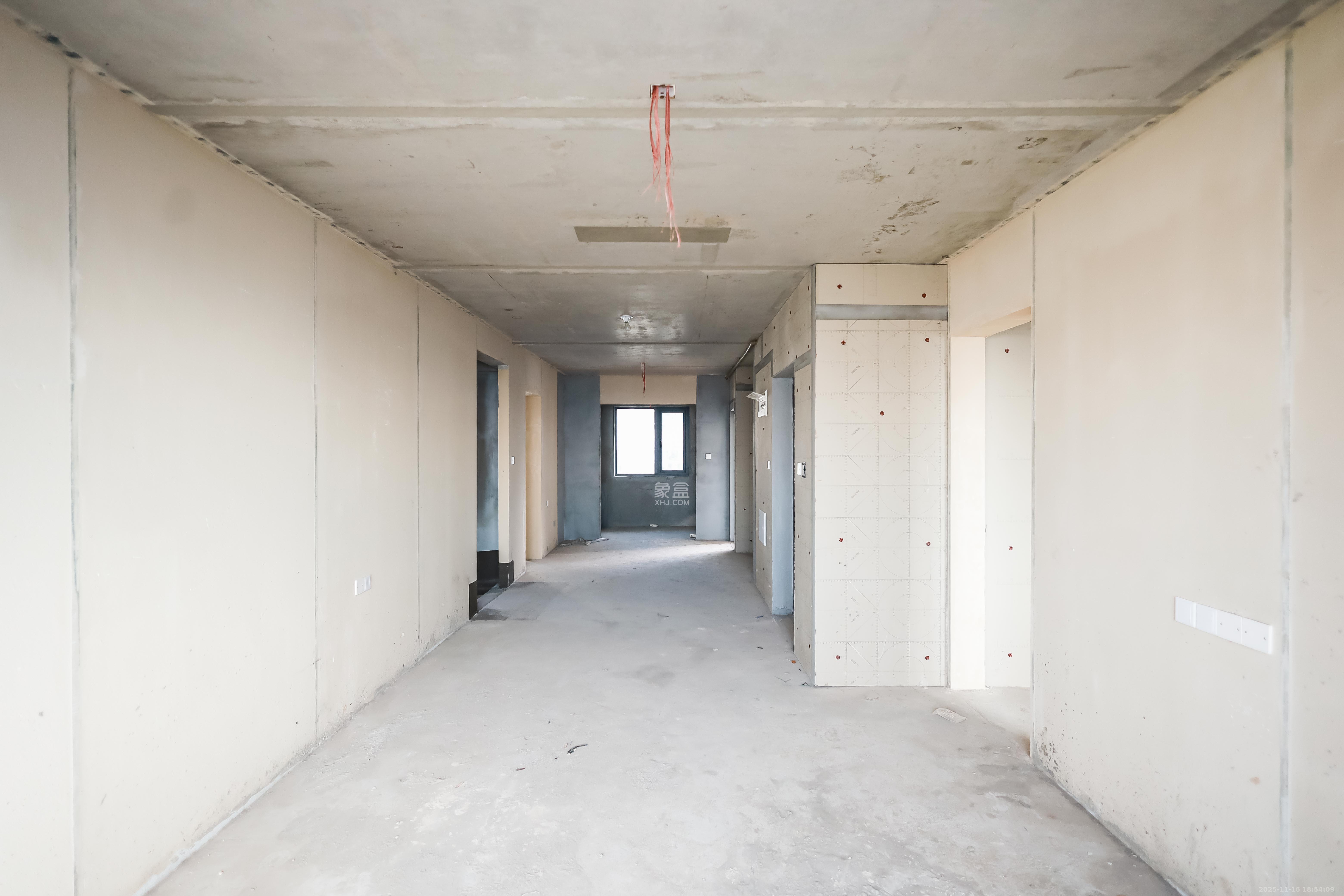 保利恒伟时光印象 3室2厅2卫 106.0万 保利恒伟时光印象 3室2厅2卫 106.0万客厅