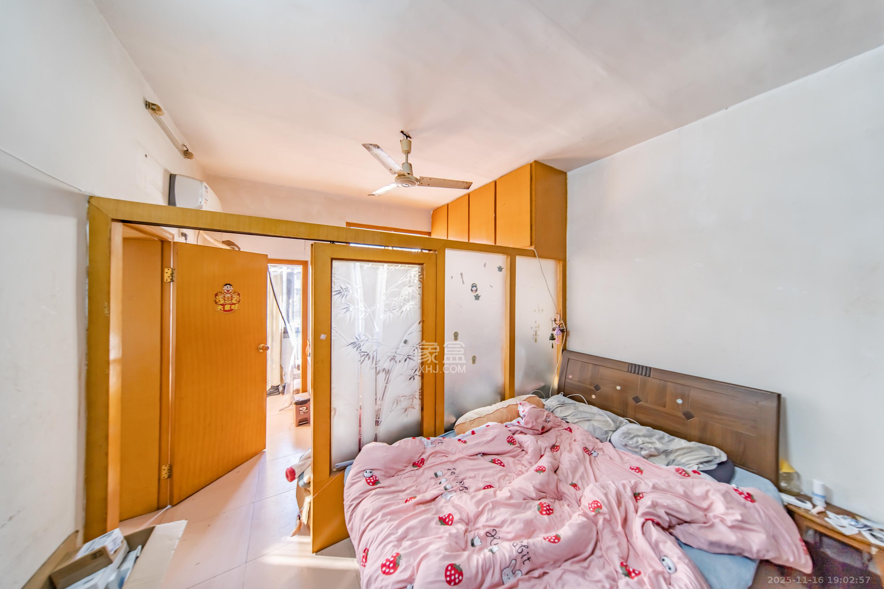 大/小王家巷散盘  1室1厅1卫    32.0万卧室