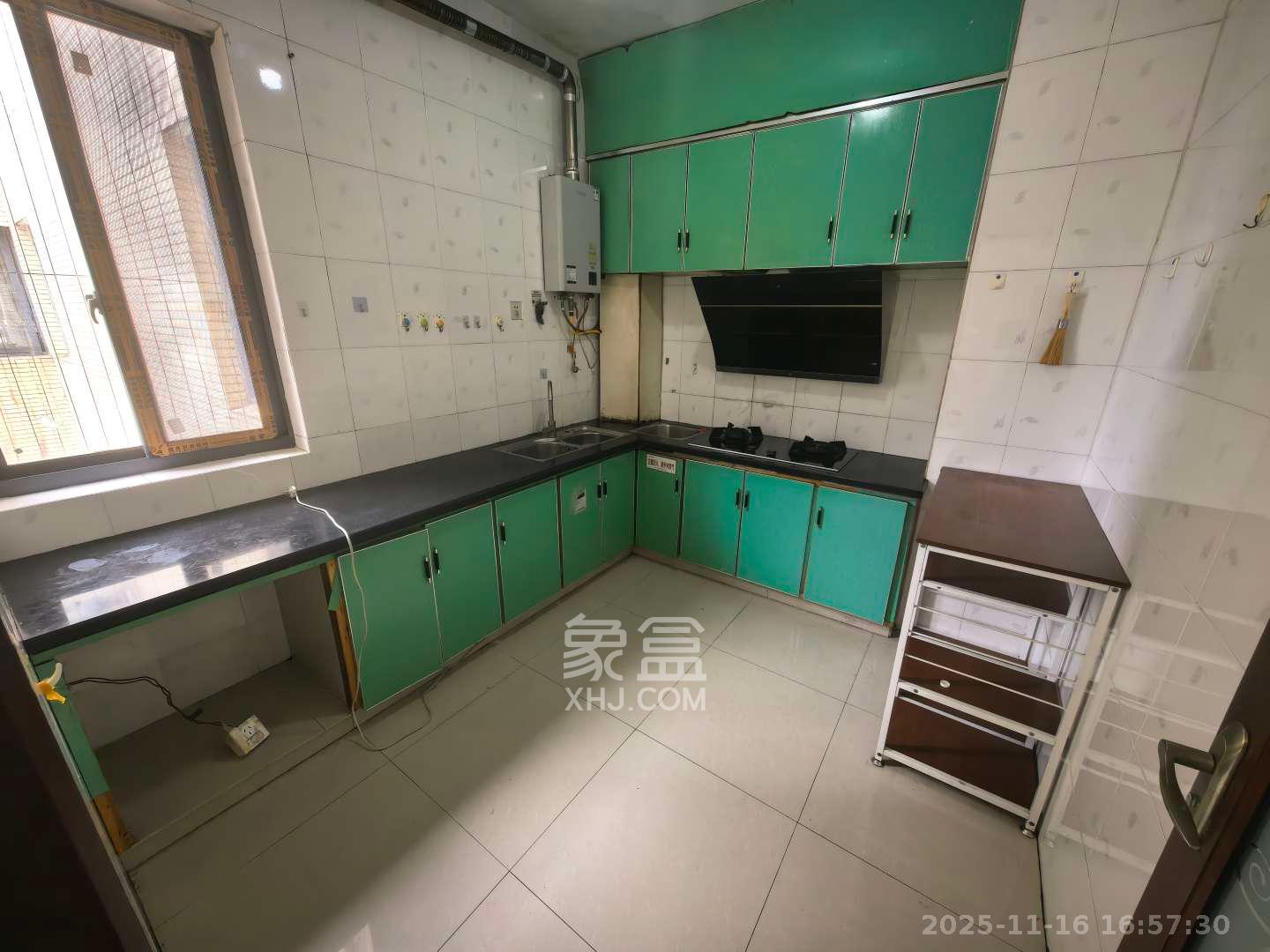 长沙紫金苑  3室2厅2卫    3600.0元/月室内图