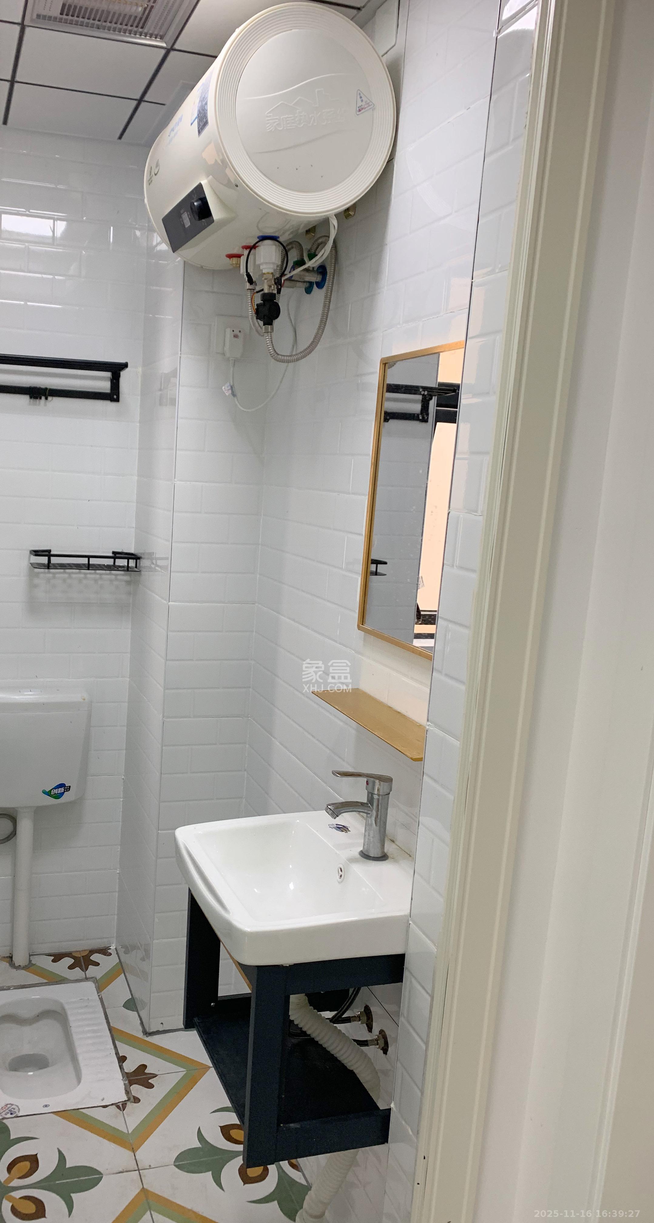 长房东旭国际 2室1厅1卫 2000.0元/月 长房东旭国际 2室1厅1卫 2000.0元/月室内图