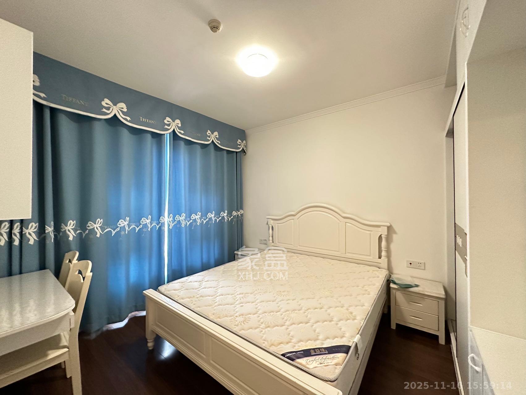 万科里金域国际  3室2厅2卫    3500.0元/月室内图