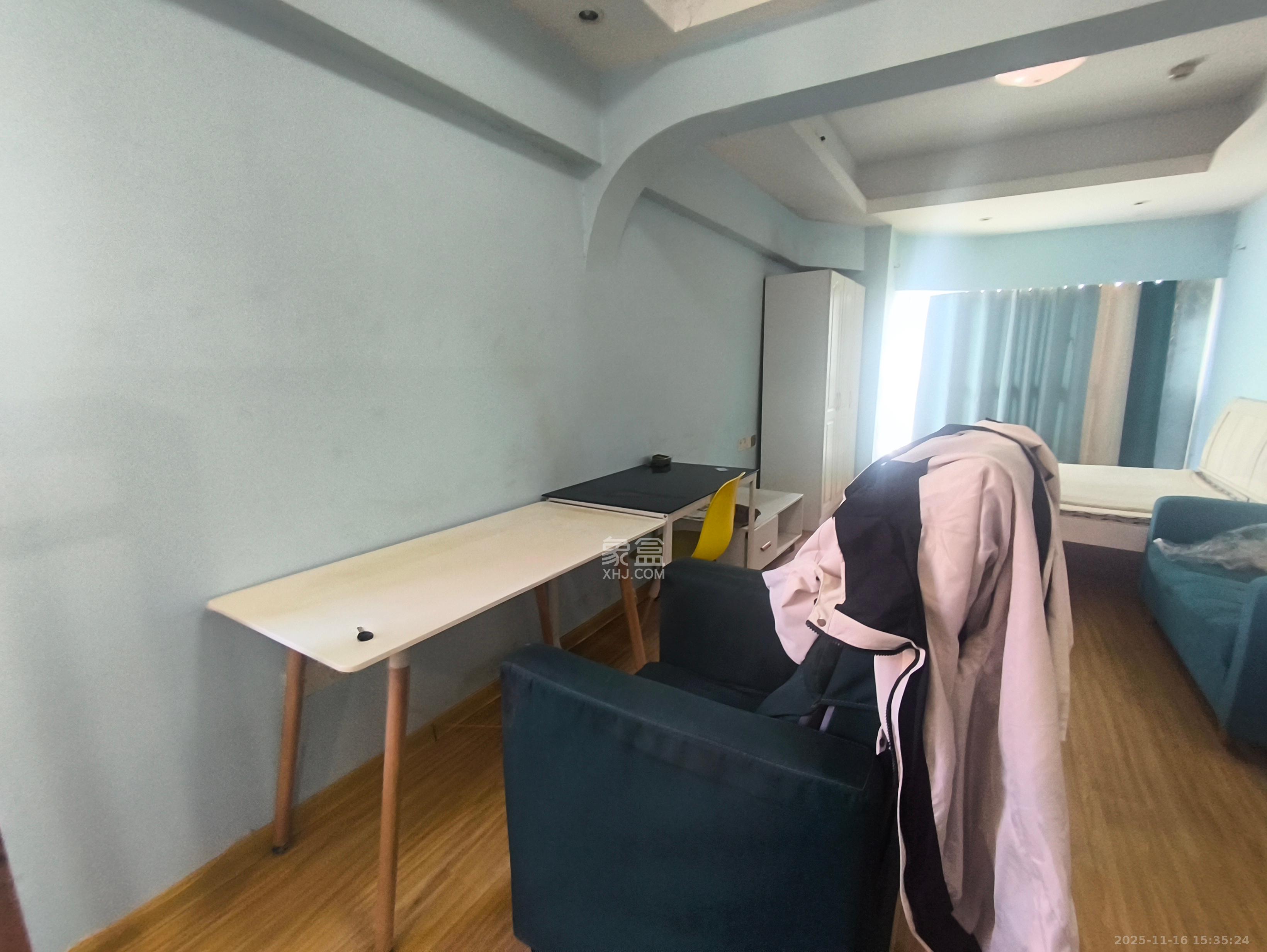 罗马国际公寓  1室1厅1卫    1200.0元/月室内图