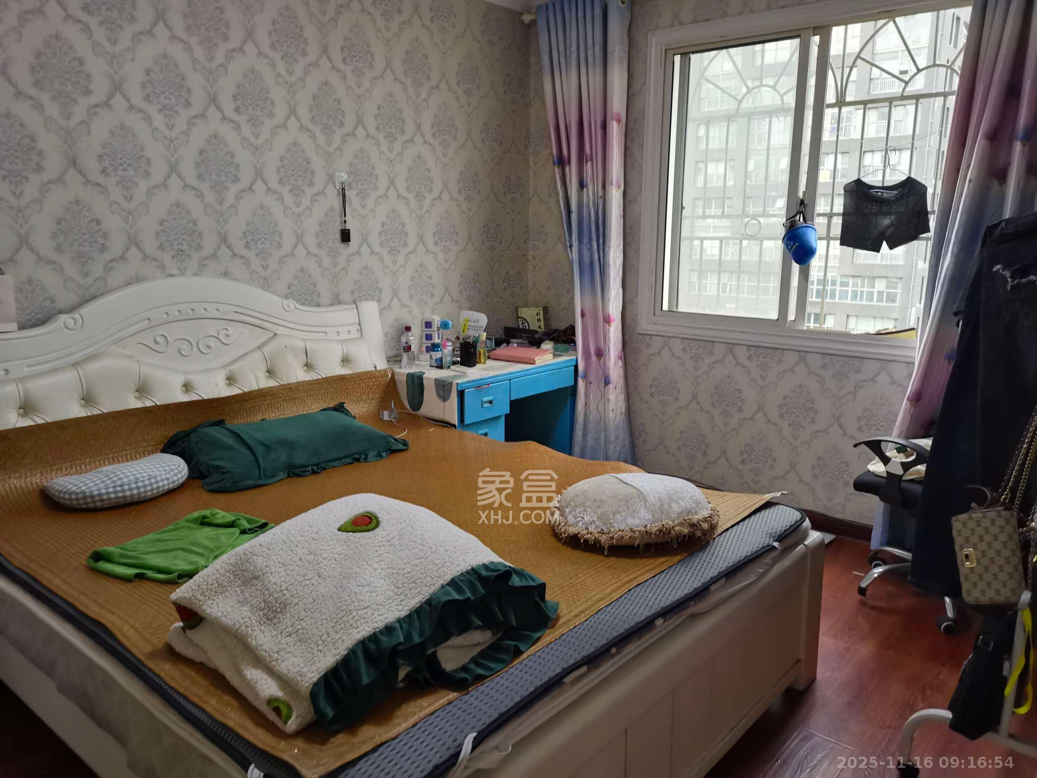 远东公寓  3室2厅2卫    2600.0元/月室内图