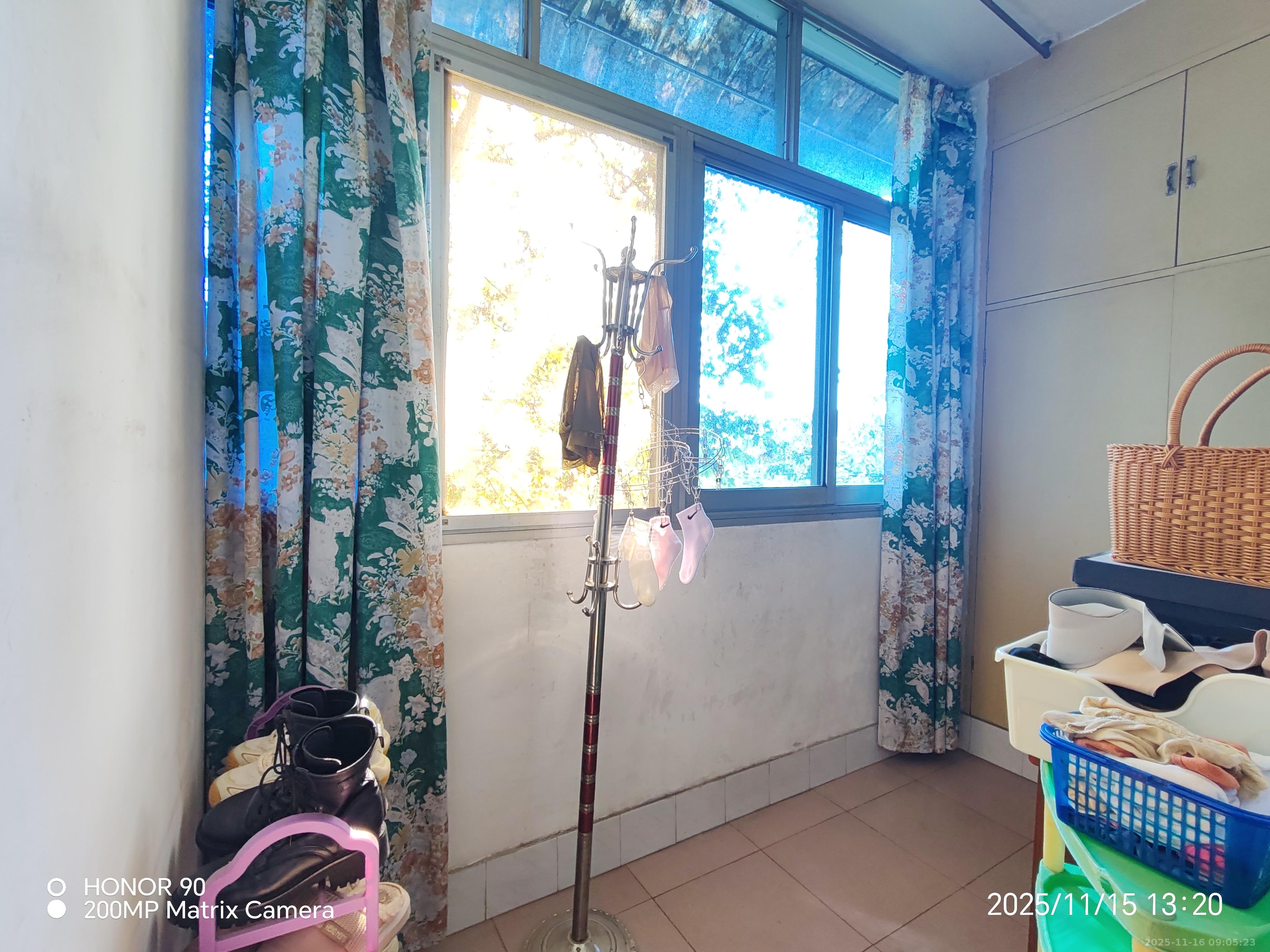 茶园坡送变电宿舍区  2室1厅1卫    1300.0元/月室内图