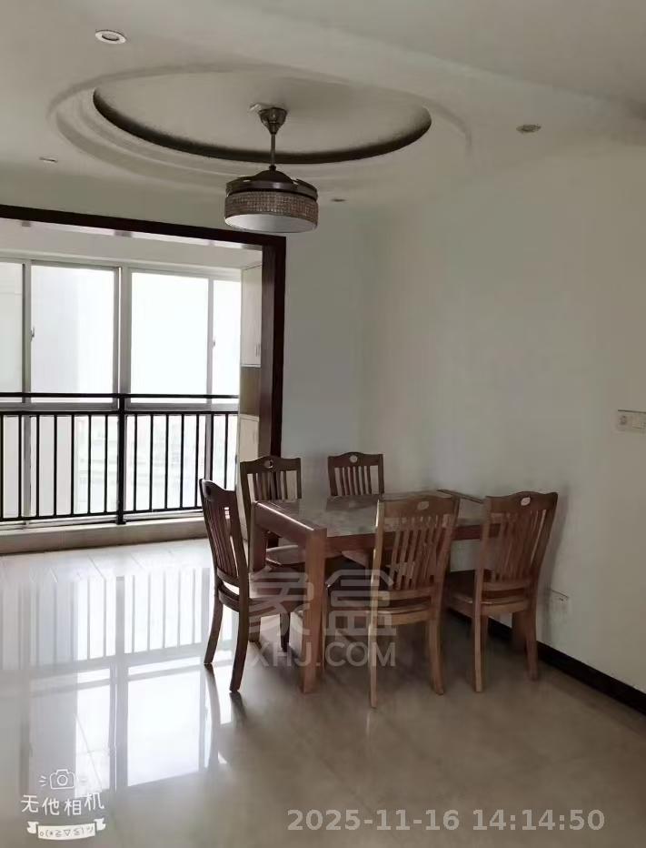 康馨佳园  3室2厅1卫    1800.0元/月室内图