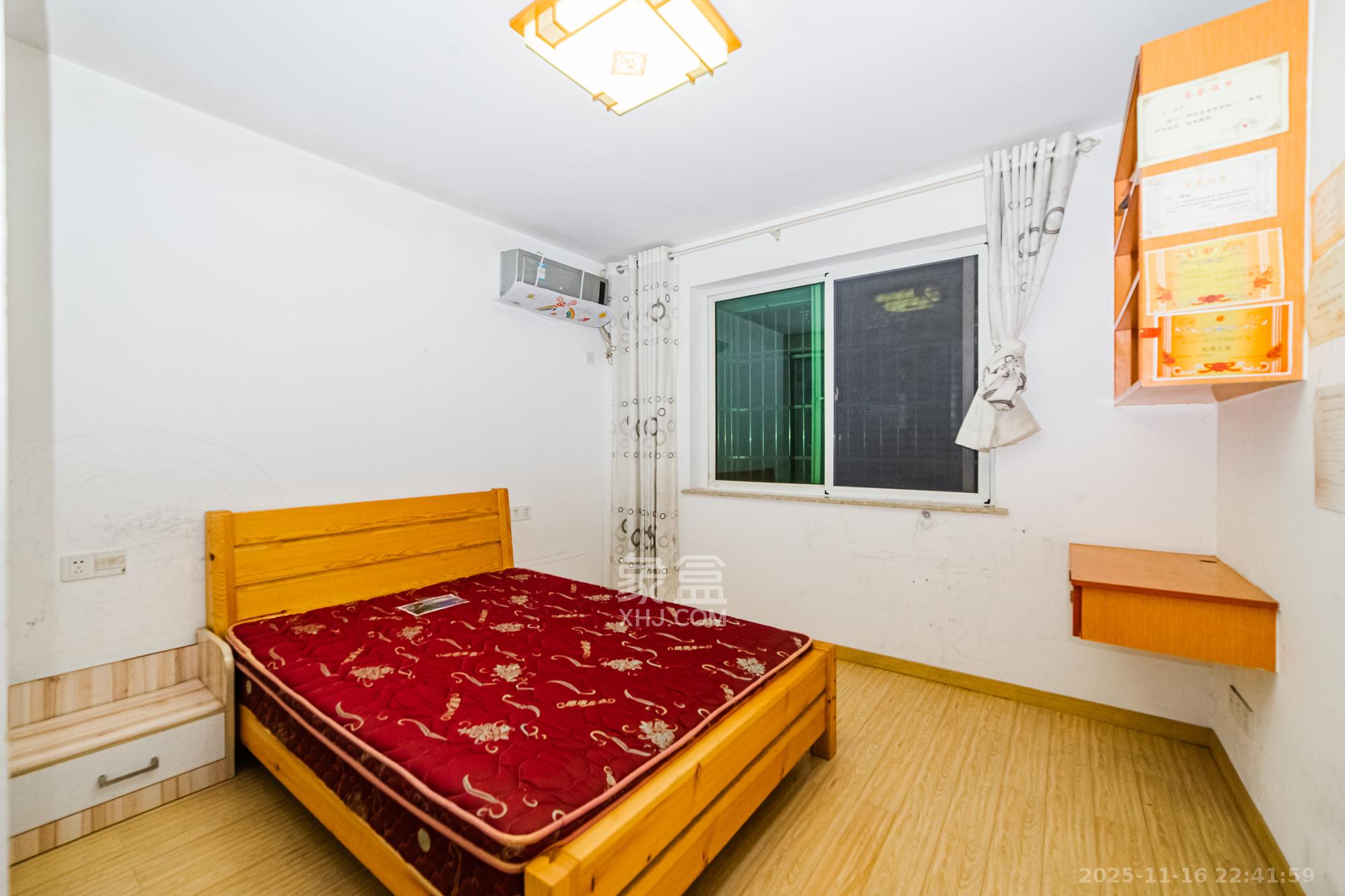 恒鑫澜北湾 3室2厅2卫 80.0万 恒鑫澜北湾 3室2厅2卫 80.0万卧室