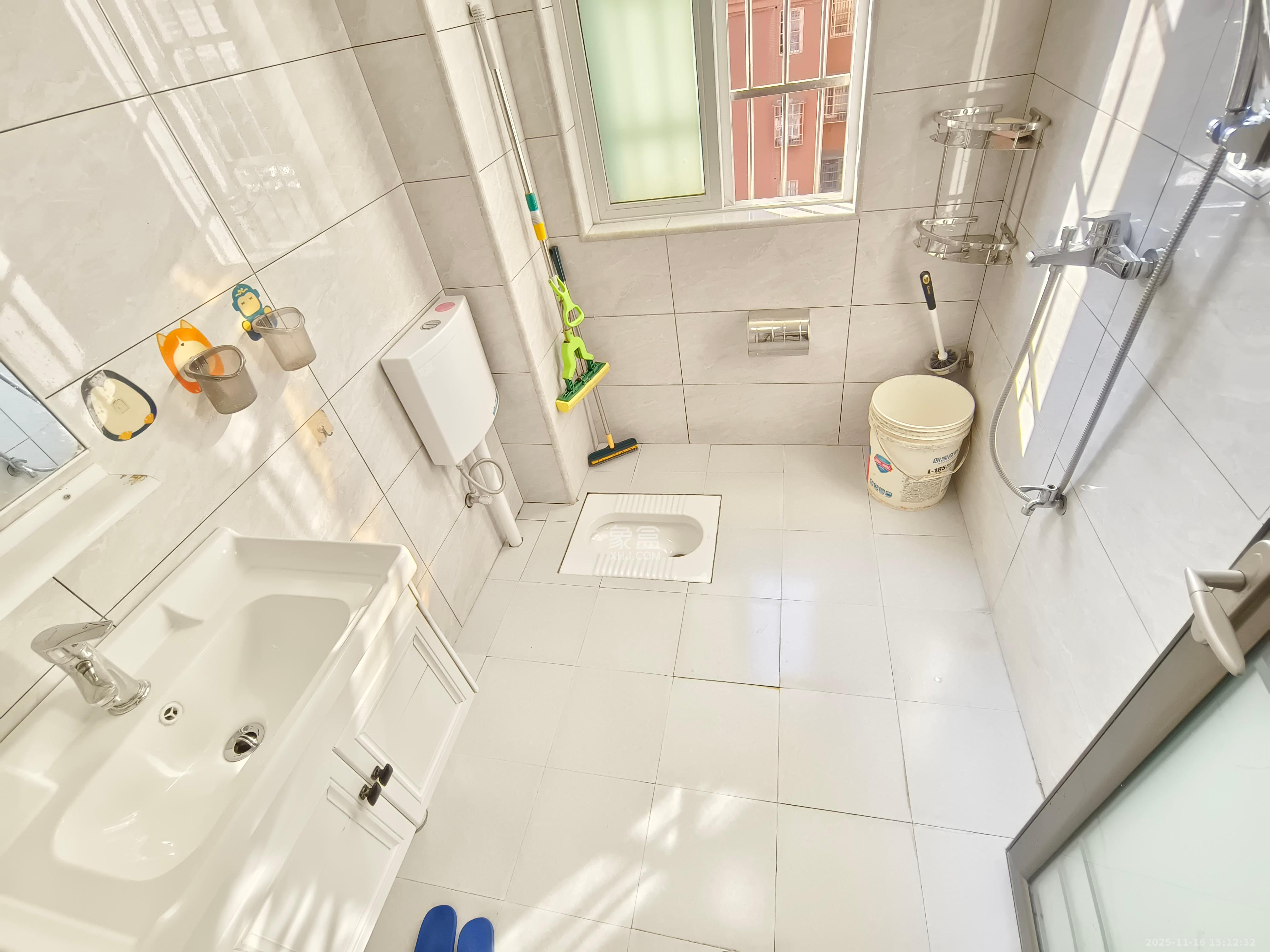 和沁园  2室2厅1卫    1700.0元/月室内图