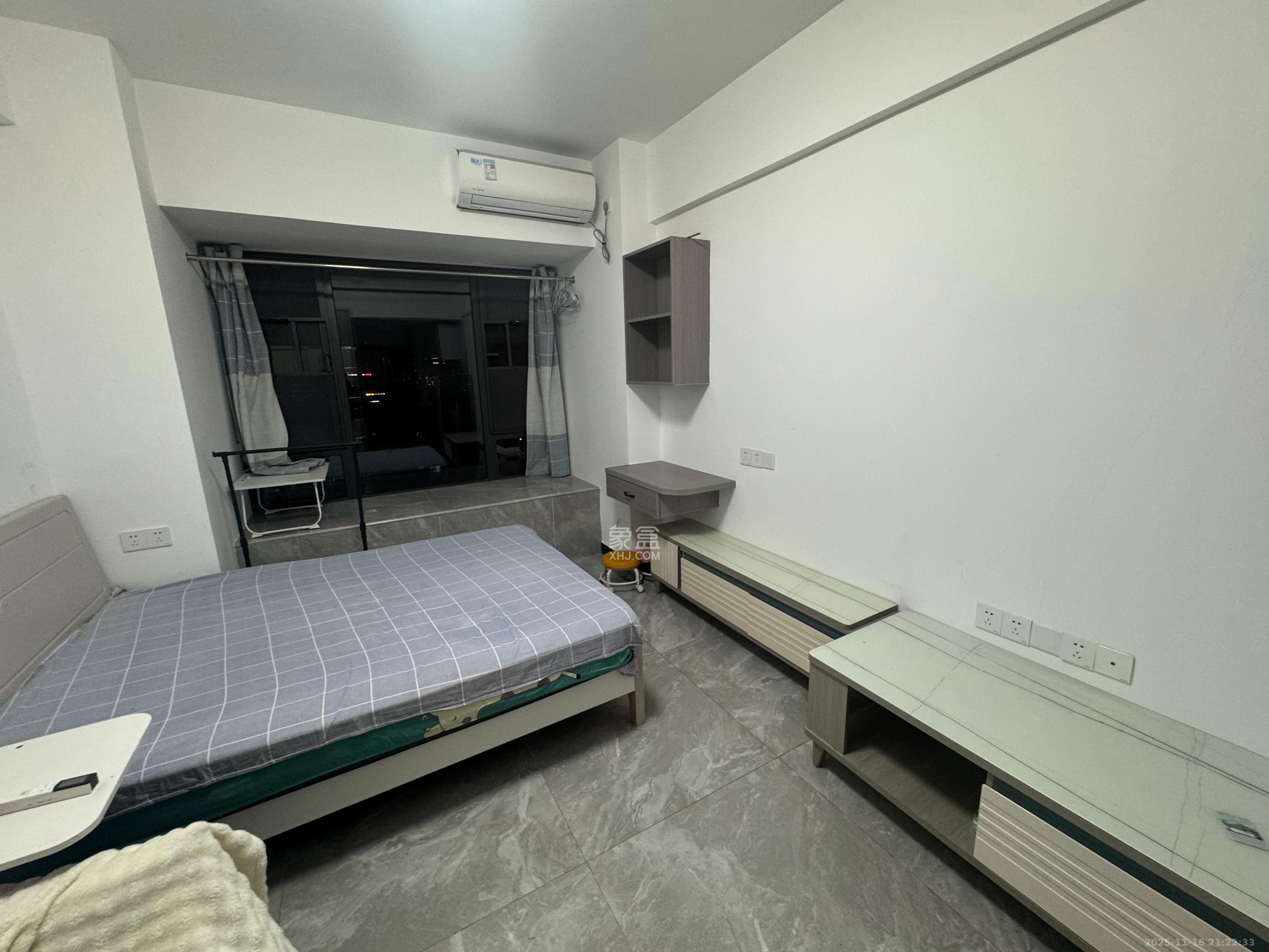 龙湖湘江星座（祺鑫星座公寓）  1室1厅1卫    1400.0元/月室内图