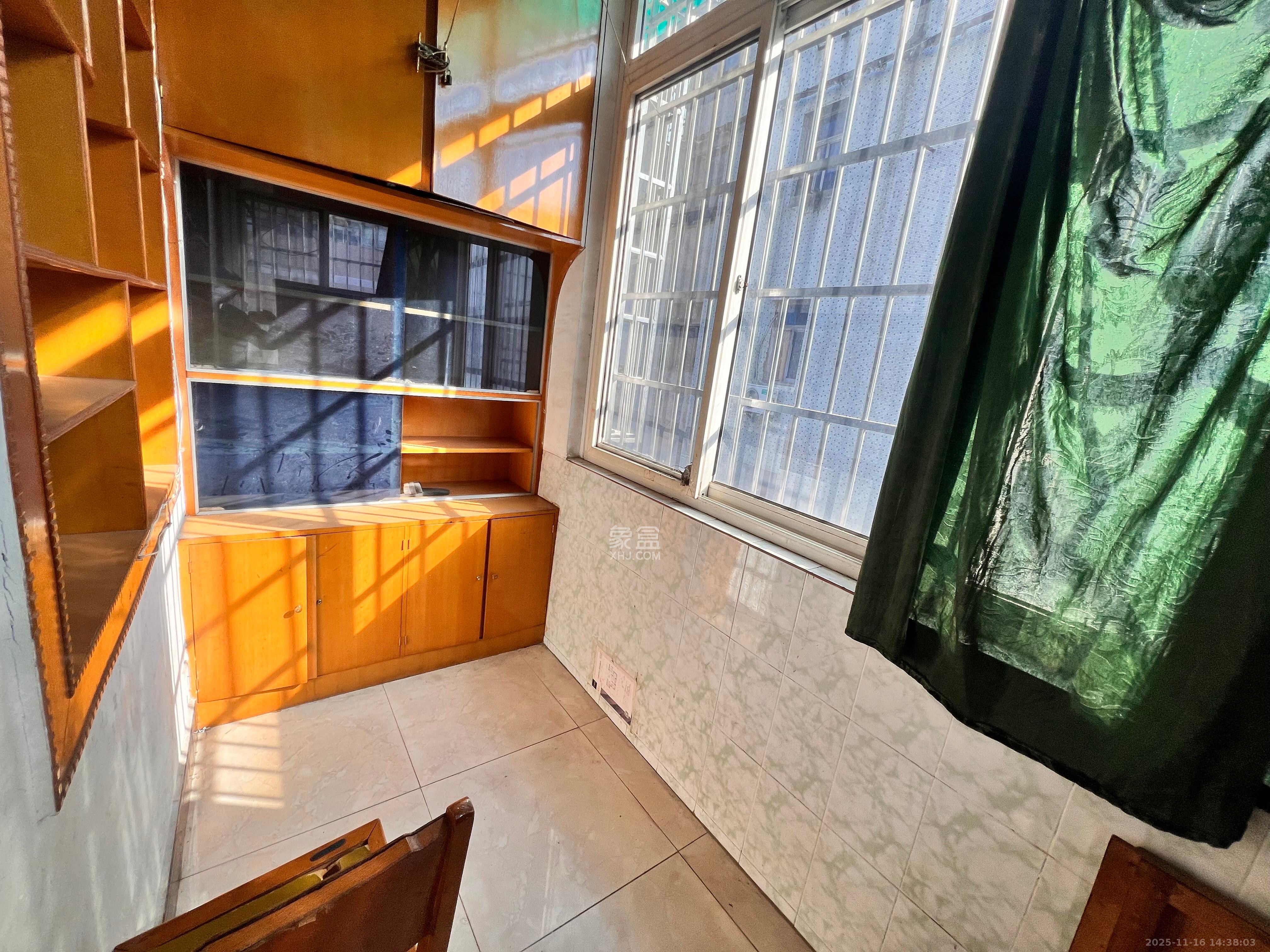 轻纺大楼  2室1厅1卫    1300.0元/月室内图