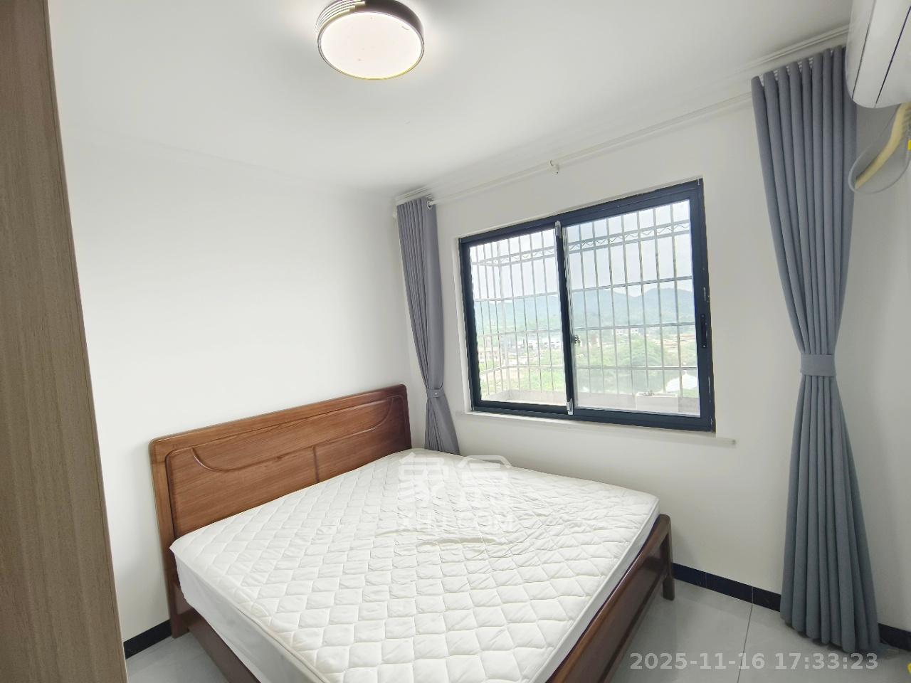 坪山家园  2室1厅1卫    1850.0元/月室内图