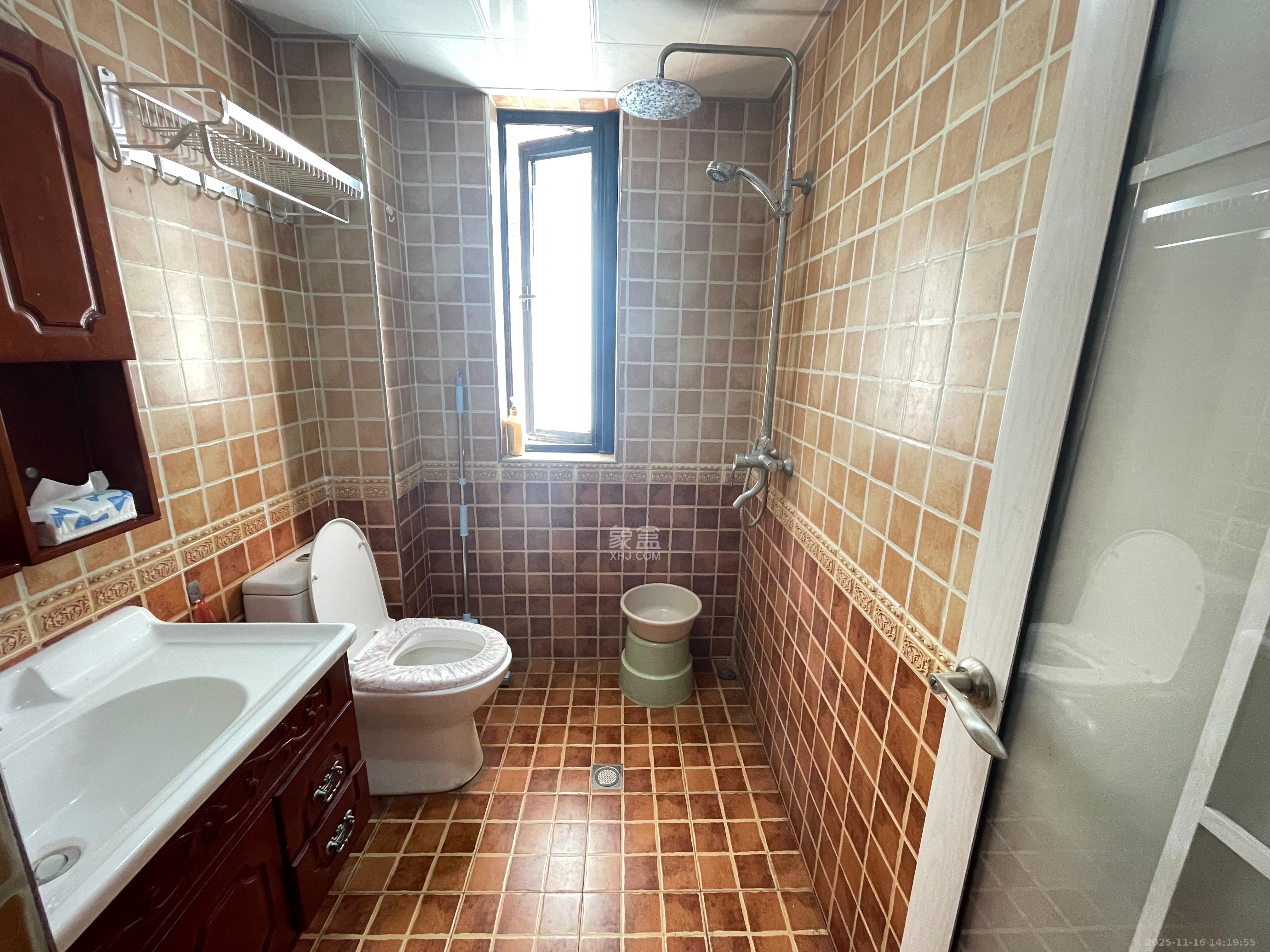 阿普阿布  1室0厅1卫    1650.0元/月室内图