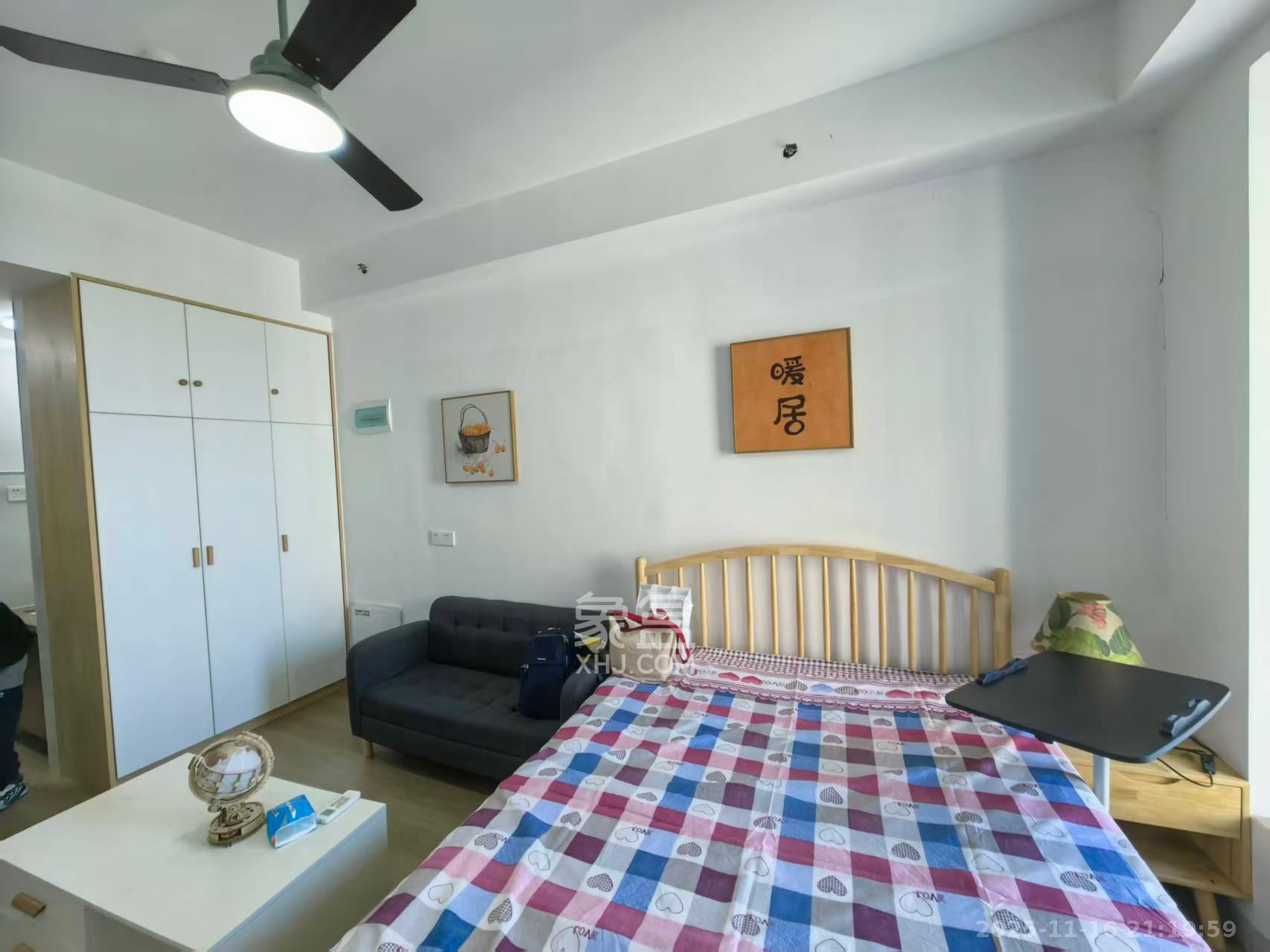 保利麓谷林语I区  1室1厅1卫    1500.0元/月室内图