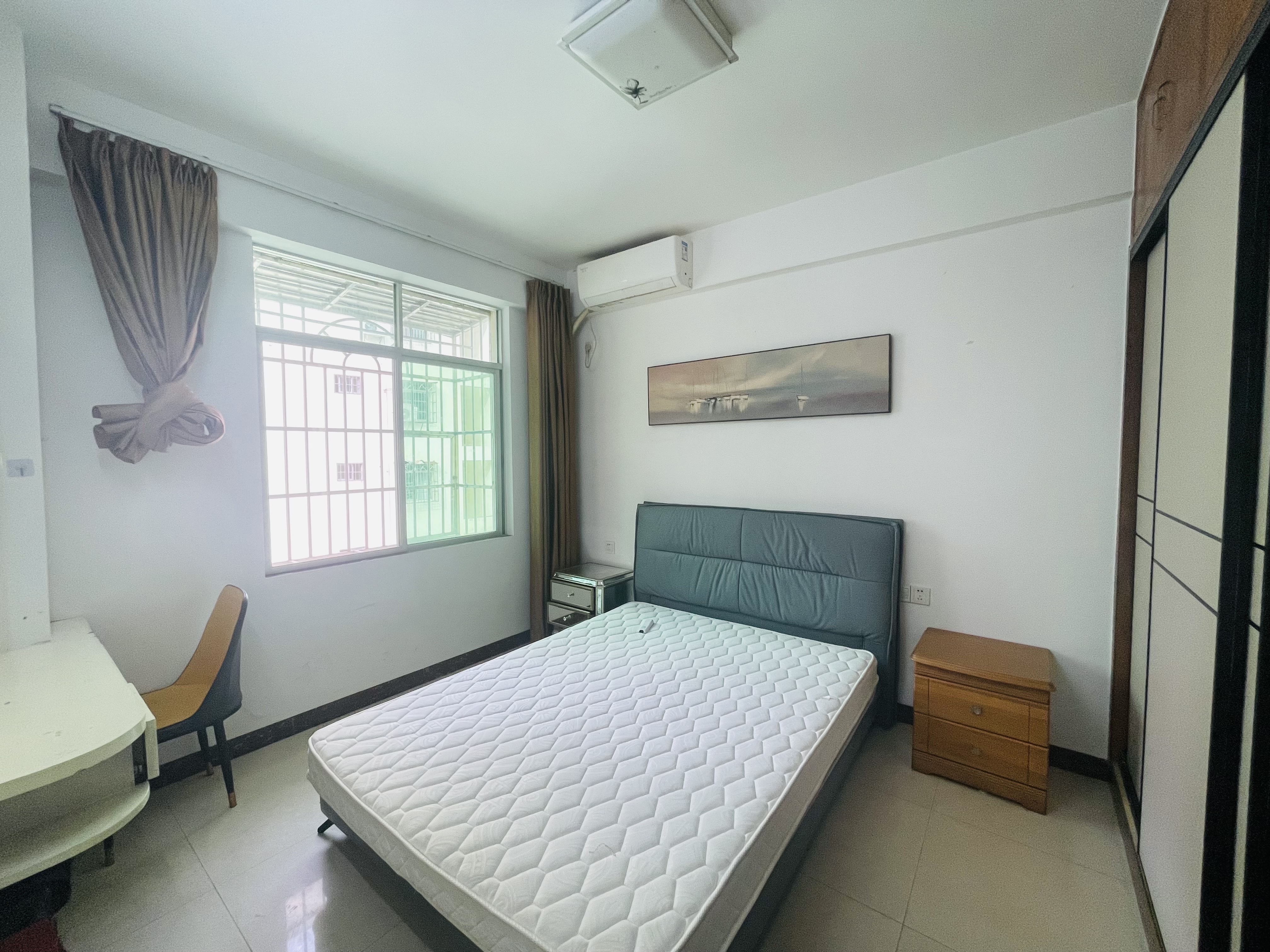 喜红公寓  3室2厅2卫    2600.0元/月室内图