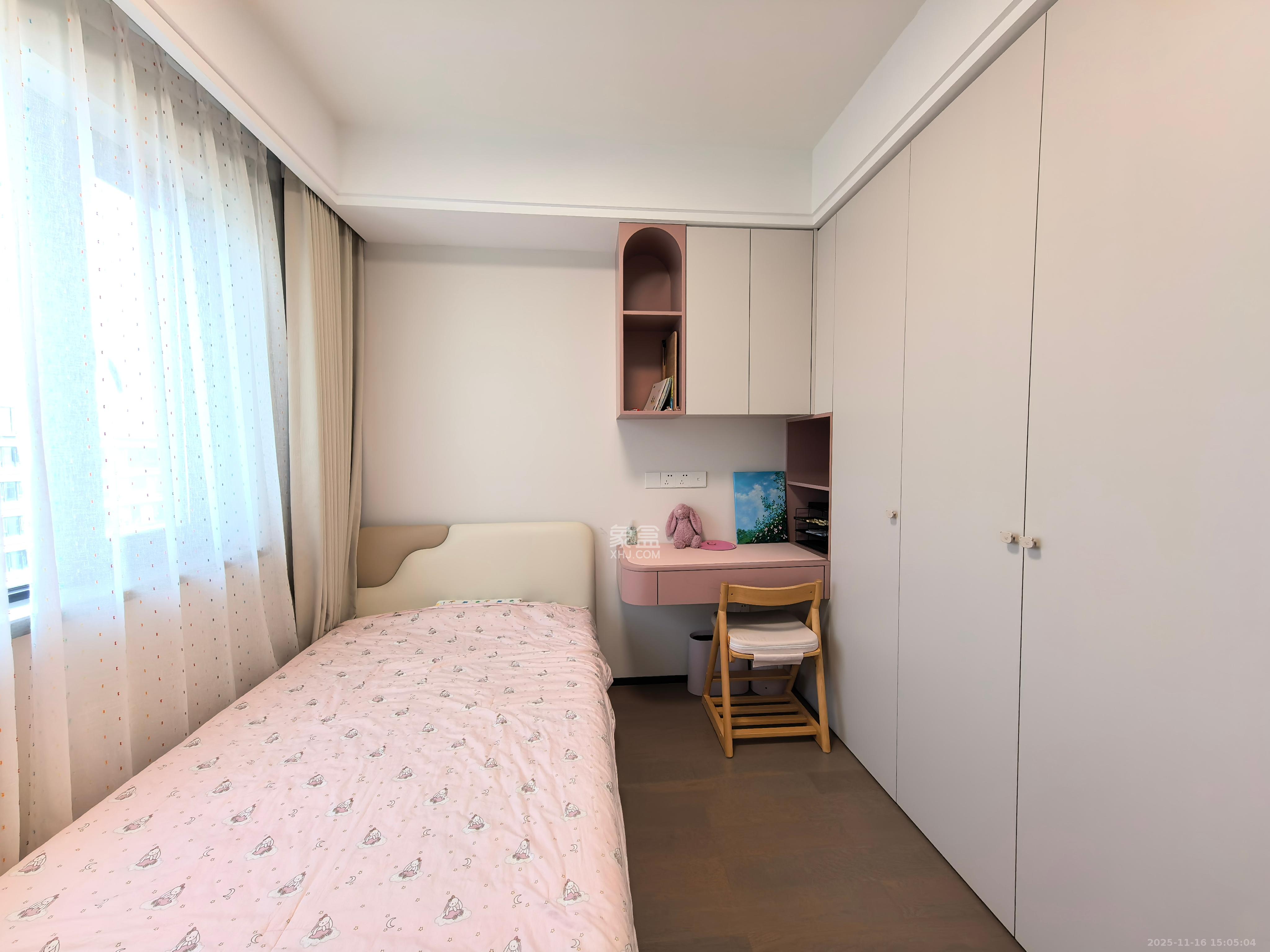 中海阅麓山一期  4室2厅2卫    5000.0元/月室内图