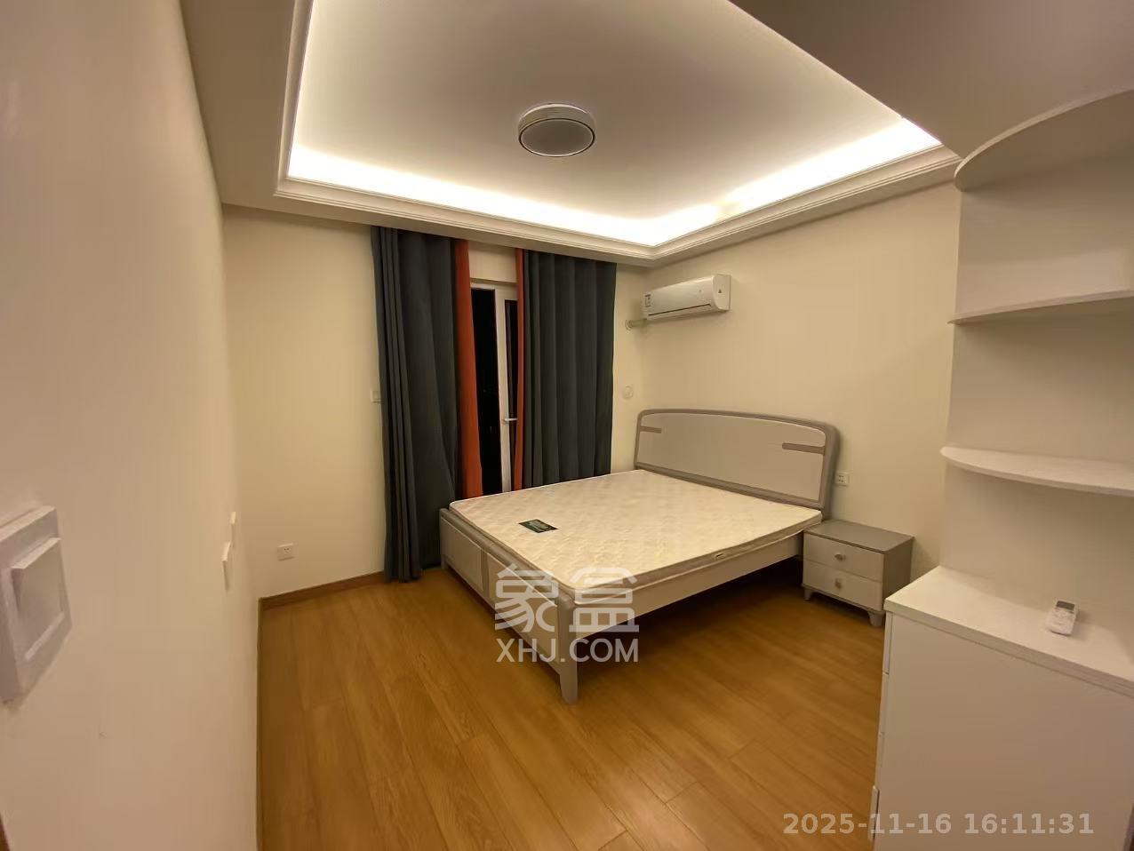 金科集美天辰 4室2厅2卫 2700.0元/月 金科集美天辰 4室2厅2卫 2700.0元/月室内图