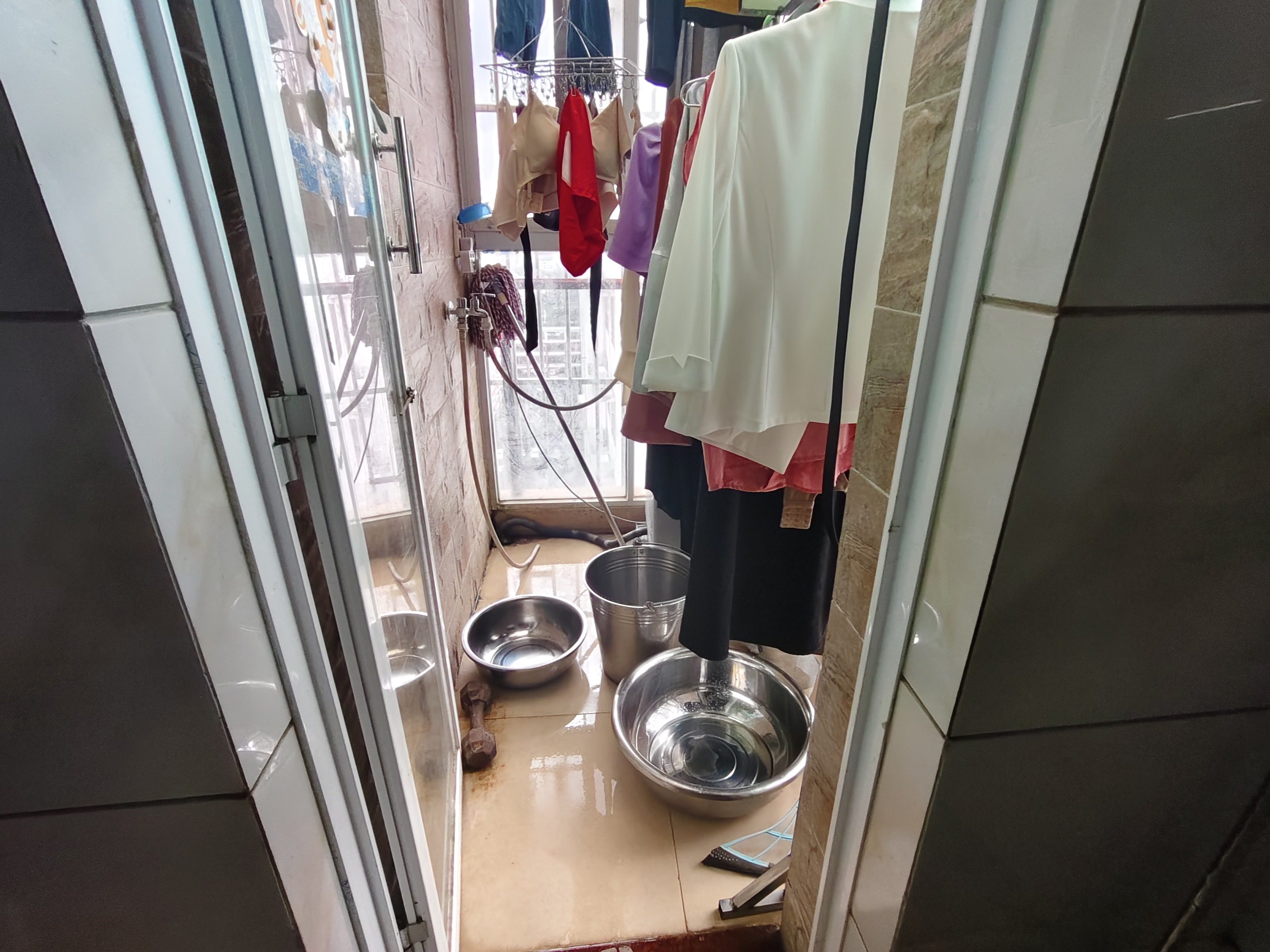 宝泰温泉花园  4室2厅2卫    3800.0元/月室内图