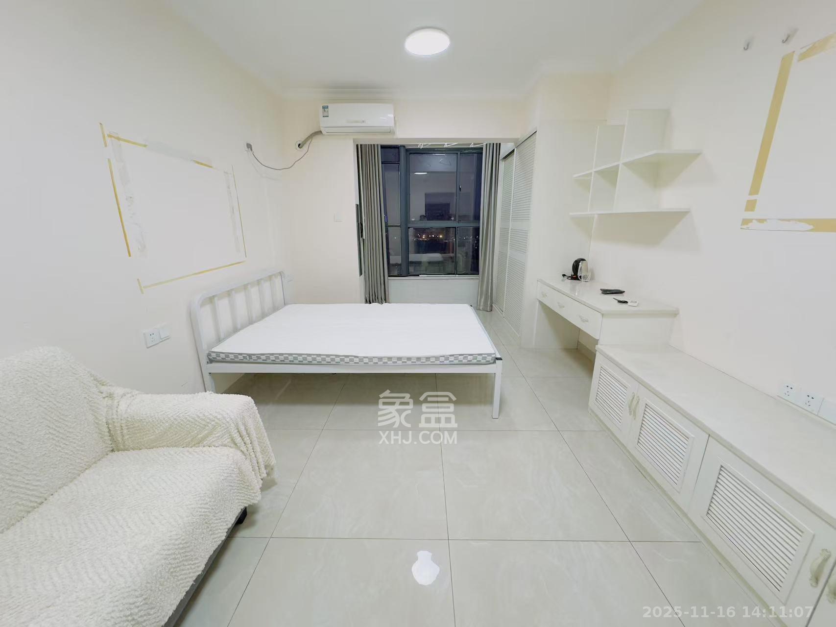 保利麓谷林语I区 1室1厅1卫 1300.0元/月 保利麓谷林语I区 1室1厅1卫 1300.0元/月室内图