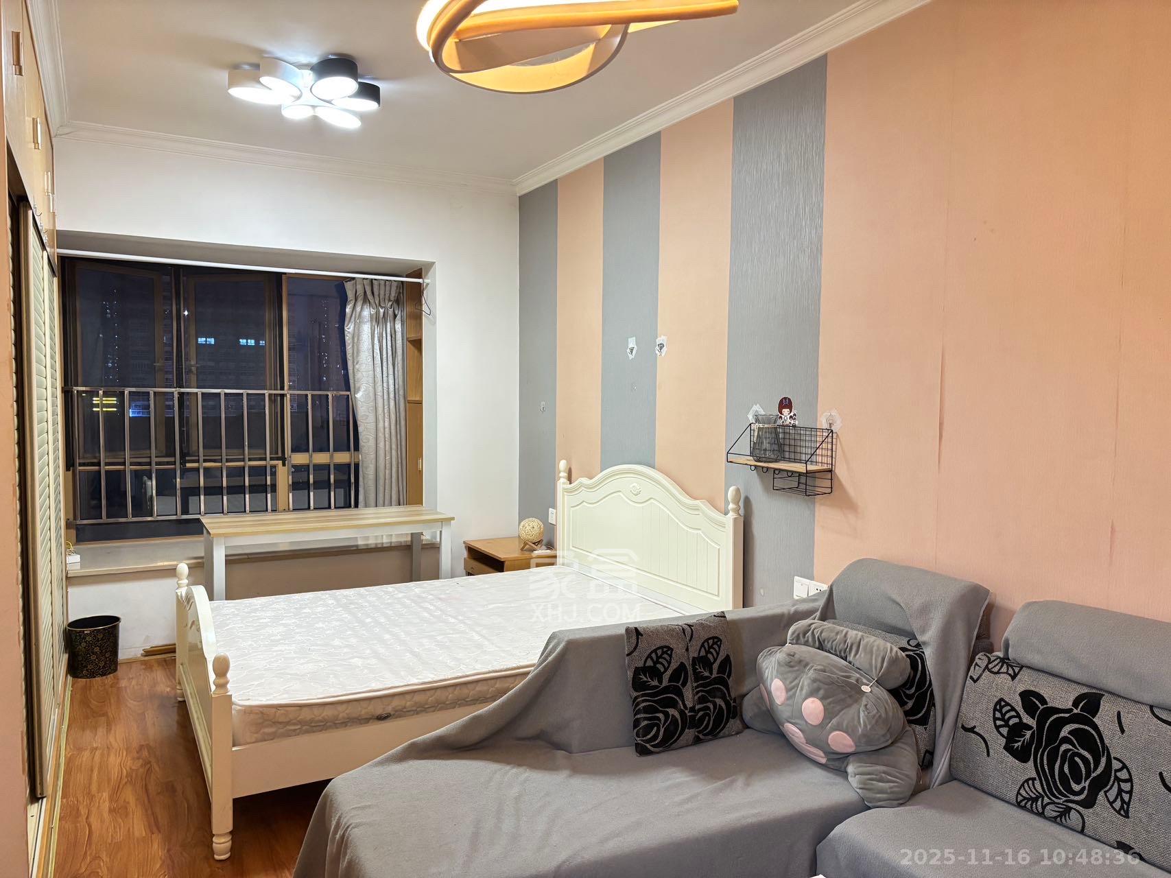 星尚520  1室1厅1卫    1700.0元/月