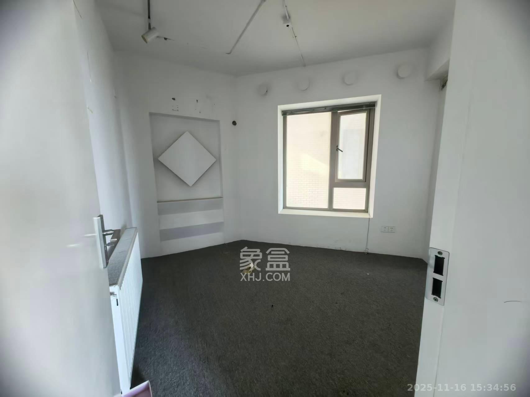 潮宗御苑  3室2厅2卫    6200.0元/月室内图