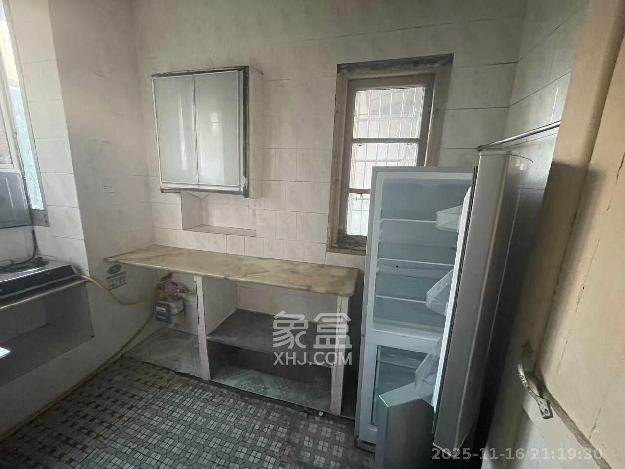 马家冲社区(马家冲小区) 2室1厅1卫 1700.0元/月 马家冲社区(马家冲小区) 2室1厅1卫 1700.0元/月室内图