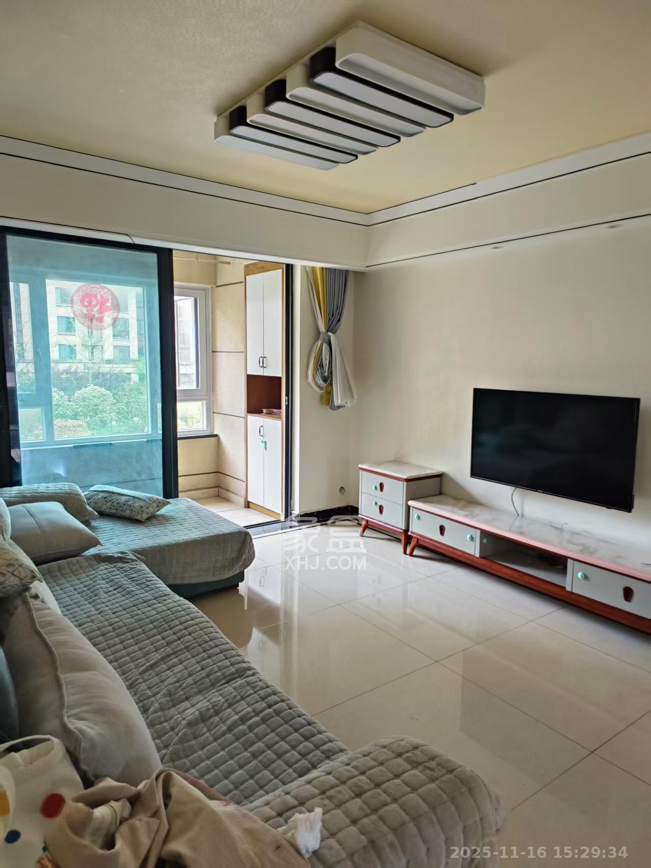 中海新城熙岸(中信新城五期) 3室2厅2卫 2200.0元/月 中海新城熙岸(中信新城五期) 3室2厅2卫 2200.0元/月室内图