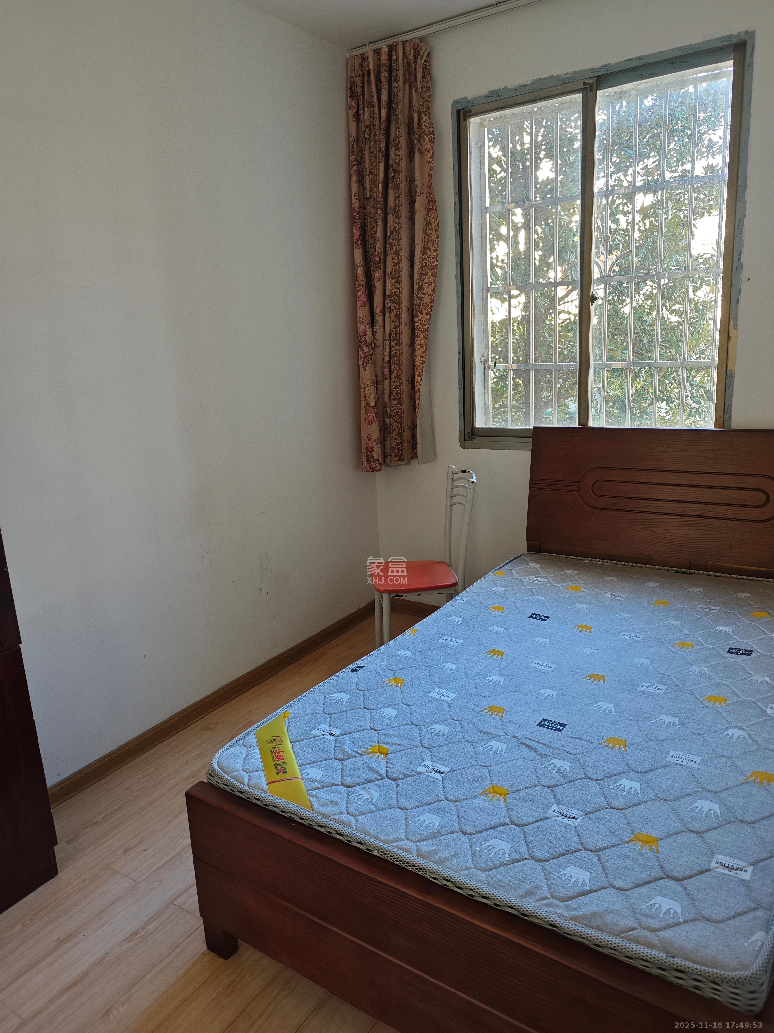 湖南省社会科学院  3室1厅1卫    1500.0元/月