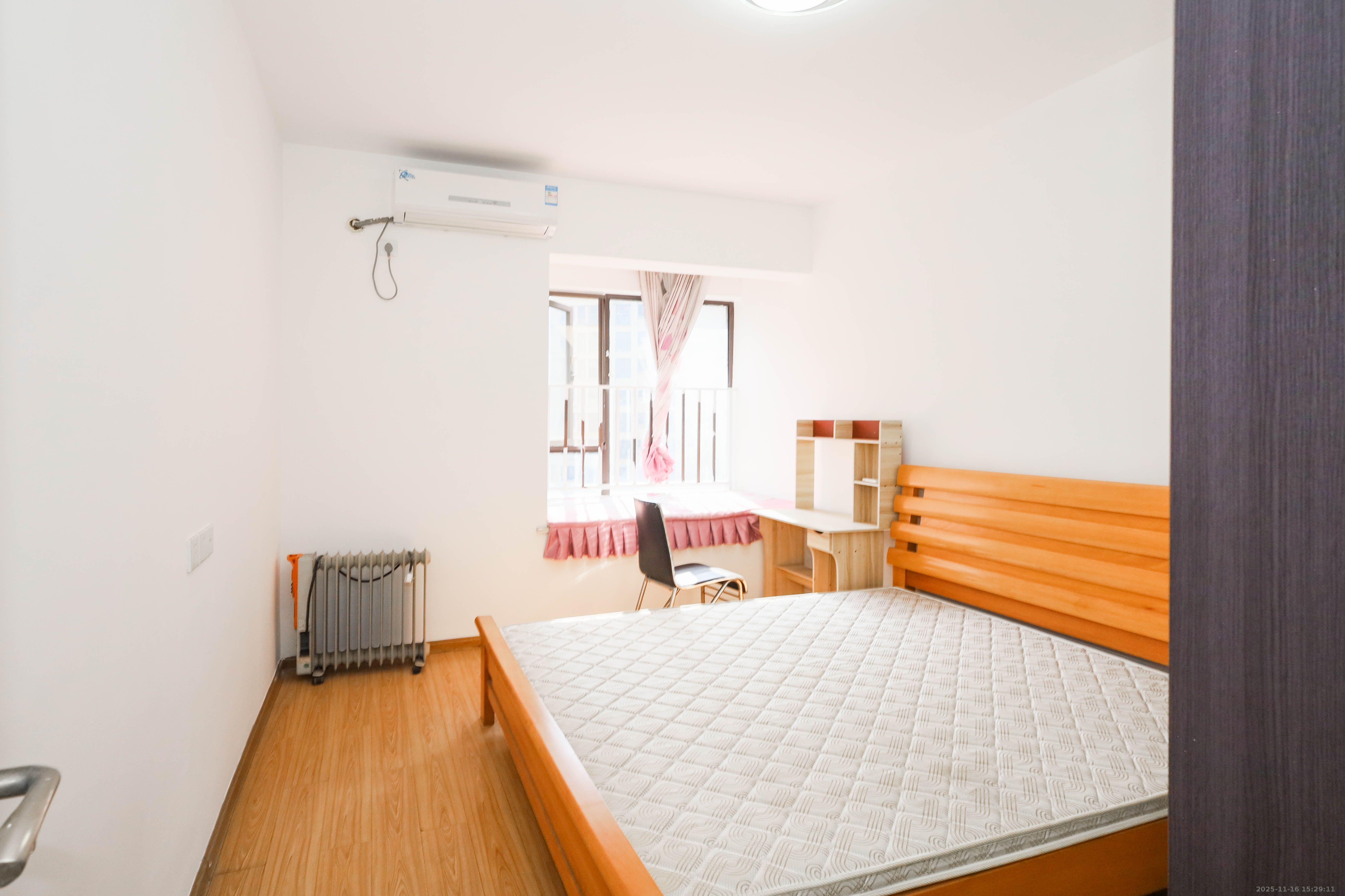 保利麓谷林语D区  2室2厅1卫    2300.0元/月室内图