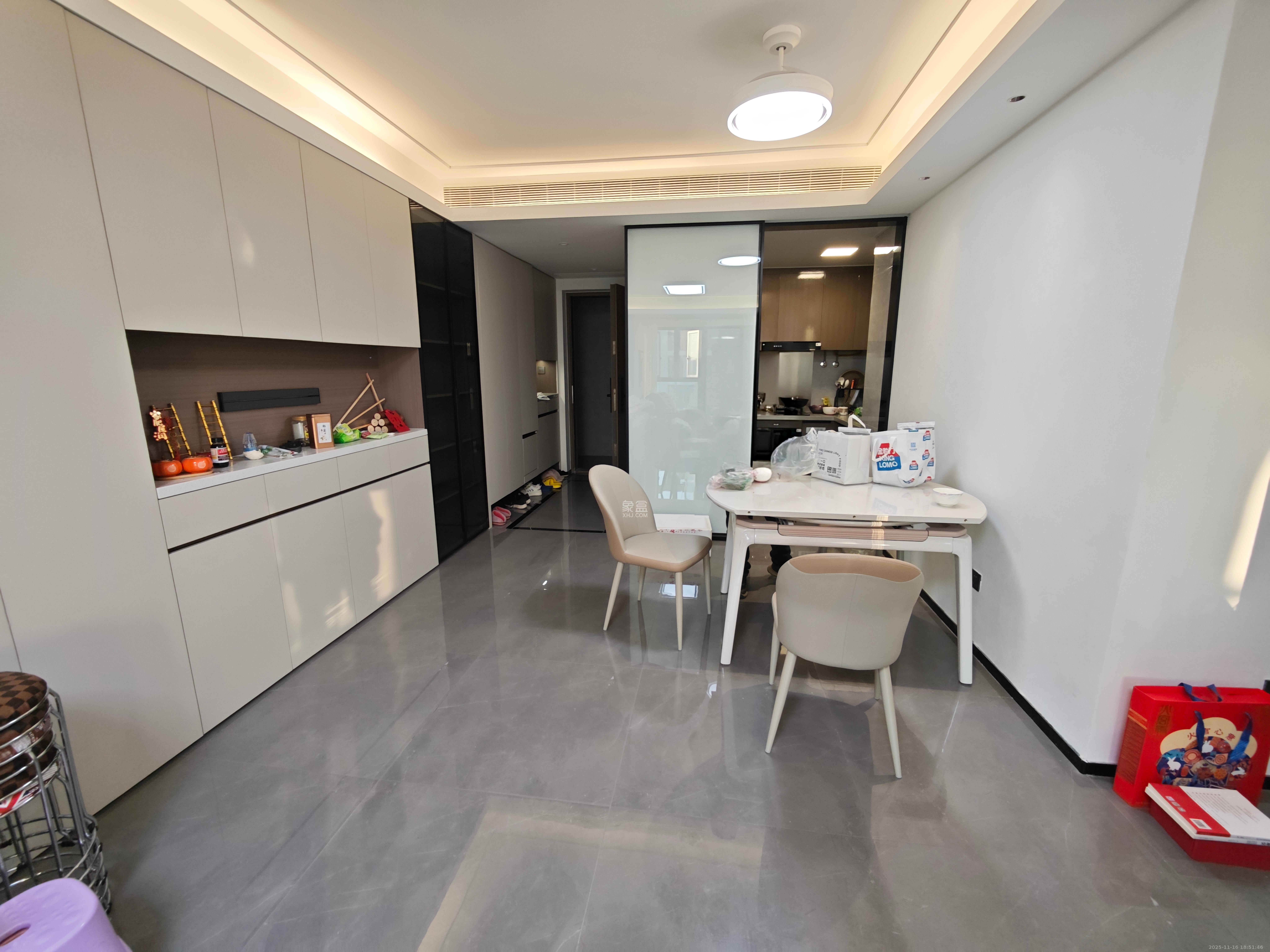 美的云樾  3室2厅2卫    4500.0元/月室内图