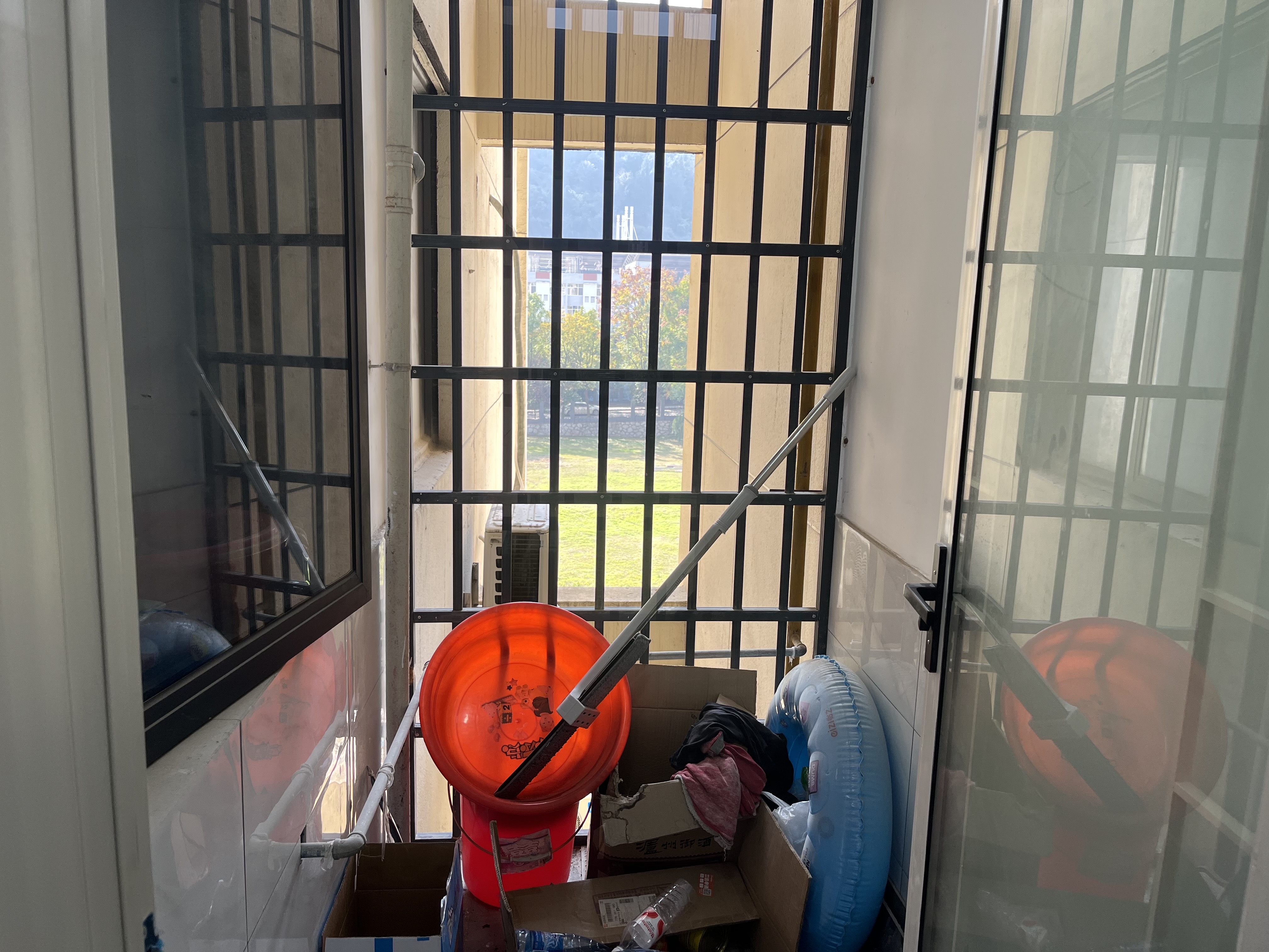 高盛国际 3室2厅2卫 2000.0元/月 高盛国际 3室2厅2卫 2000.0元/月室内图