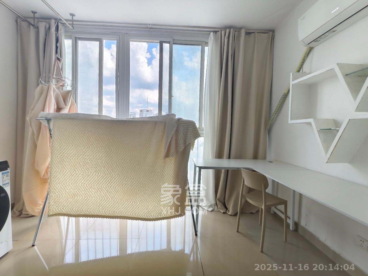 2076至高点  1室1厅1卫    1500.0元/月室内图