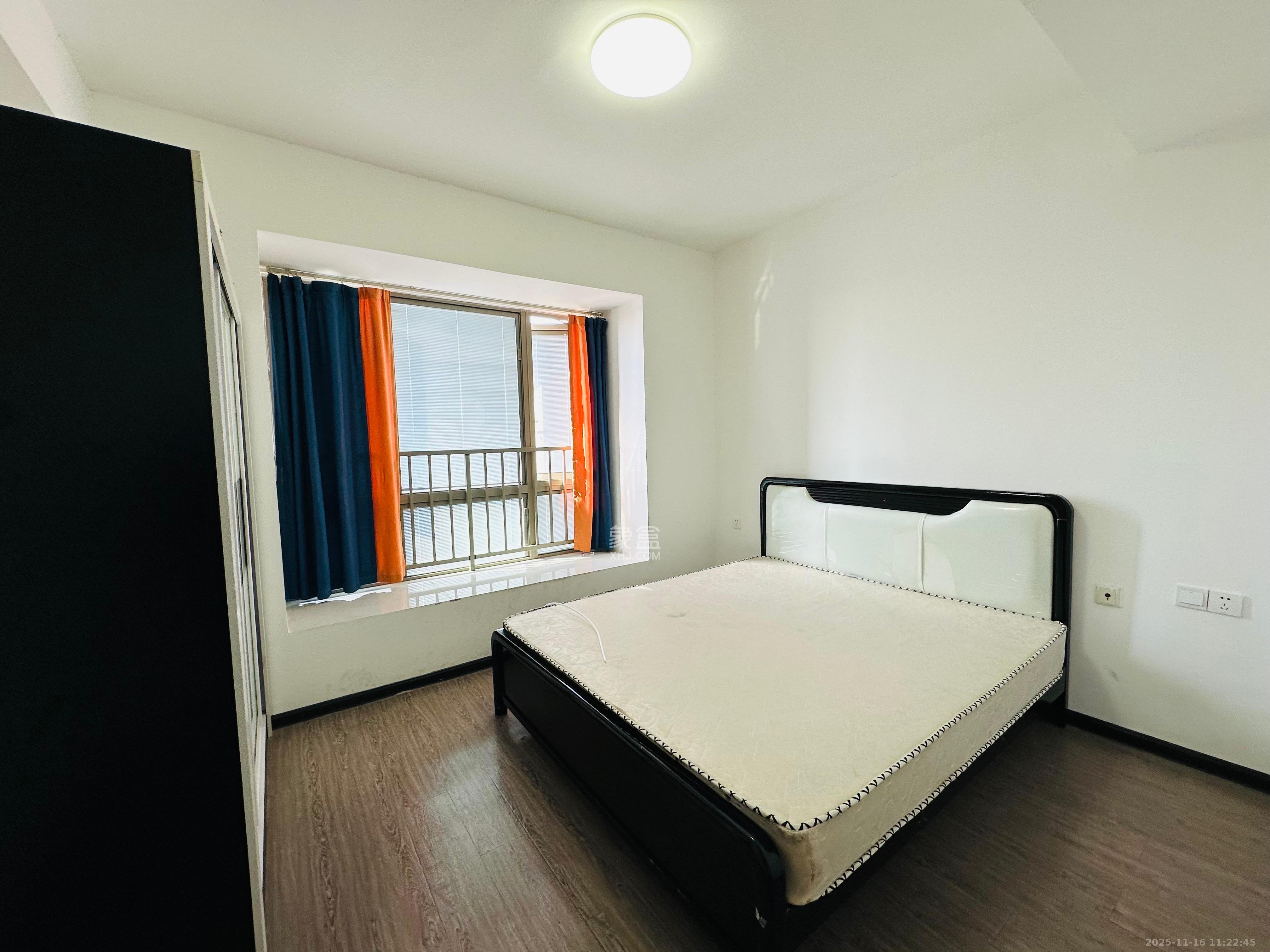 梅溪湖金茂湾  4室1厅2卫    3500.0元/月室内图