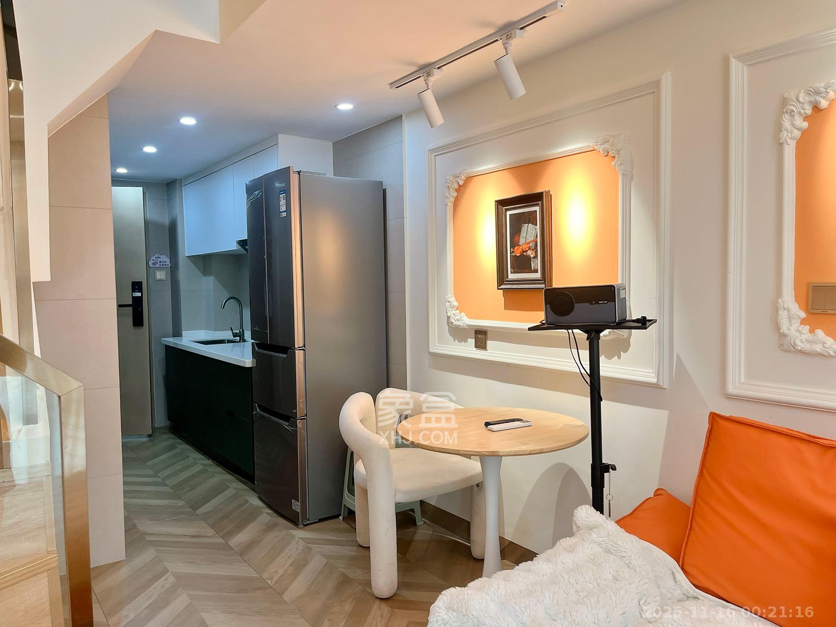 珠江花城好世界 1室1厅1卫 2300.0元/月 珠江花城好世界 1室1厅1卫 2300.0元/月室内图