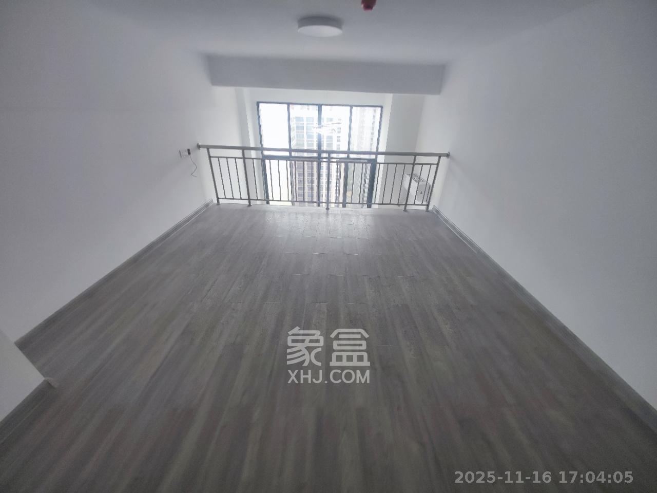 洋湖时代  2室1厅2卫    2600.0元/月室内图