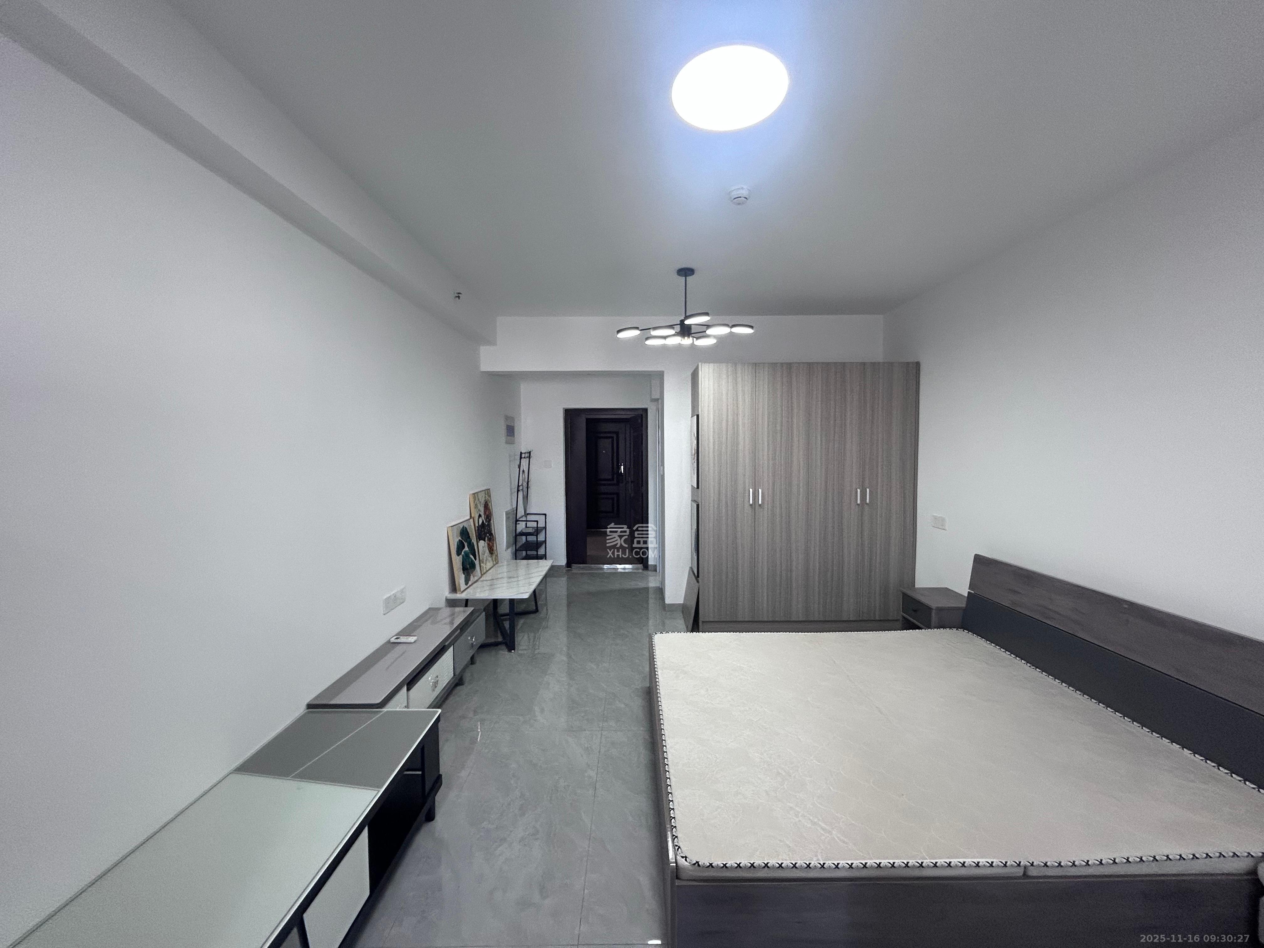 潇湘名城(新里程潇湘名城)  1室1厅1卫    1800.0元/月