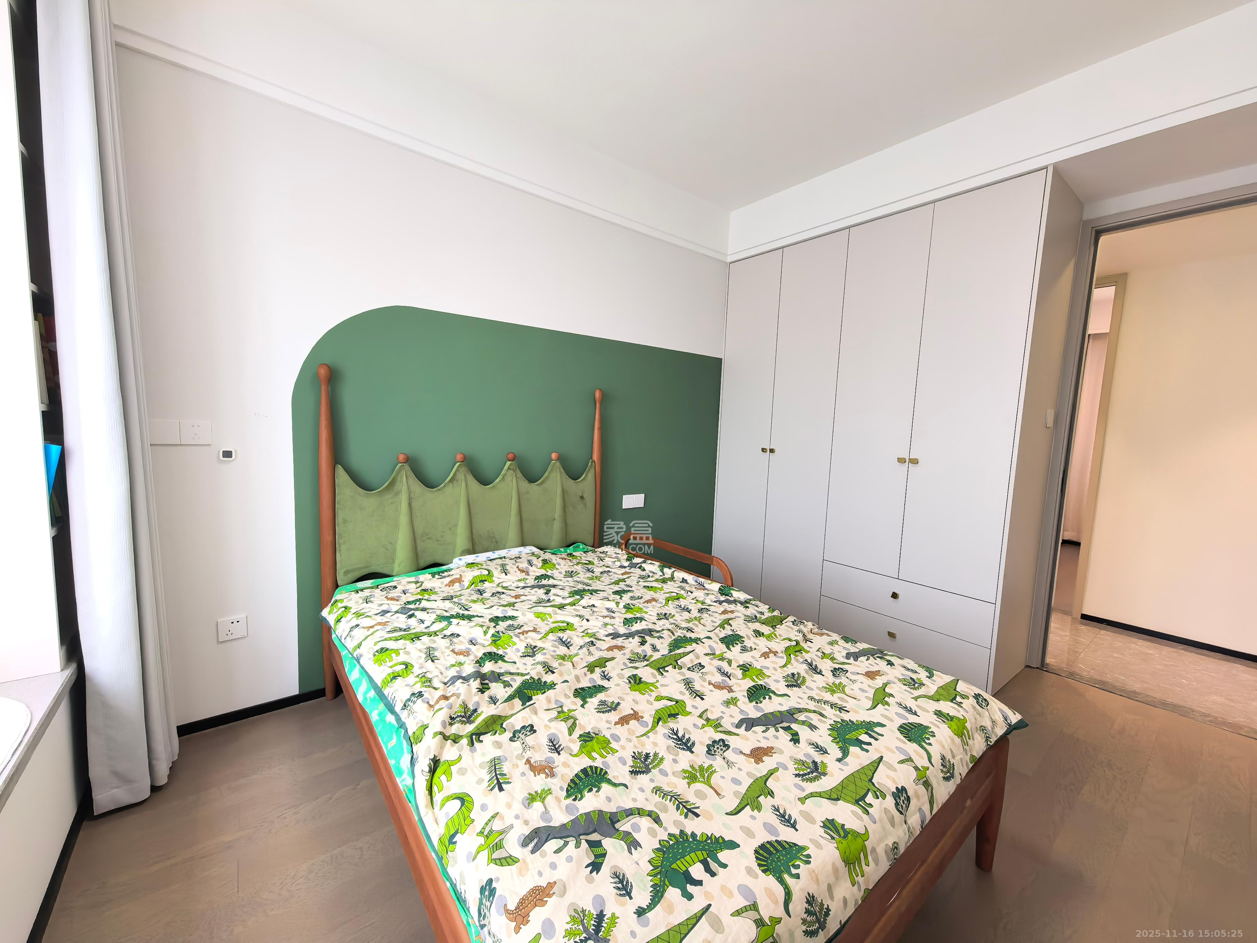 中海阅麓山一期 4室2厅2卫 5000.0元/月 中海阅麓山一期 4室2厅2卫 5000.0元/月室内图