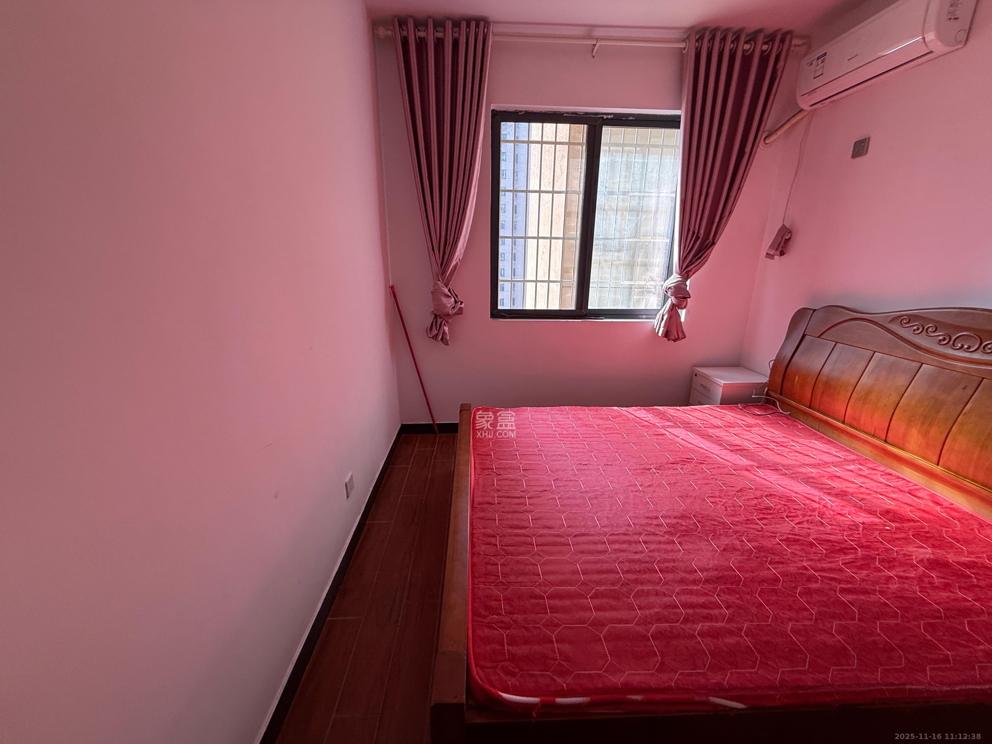 岳华新苑  1室1厅1卫    1200.0元/月室内图