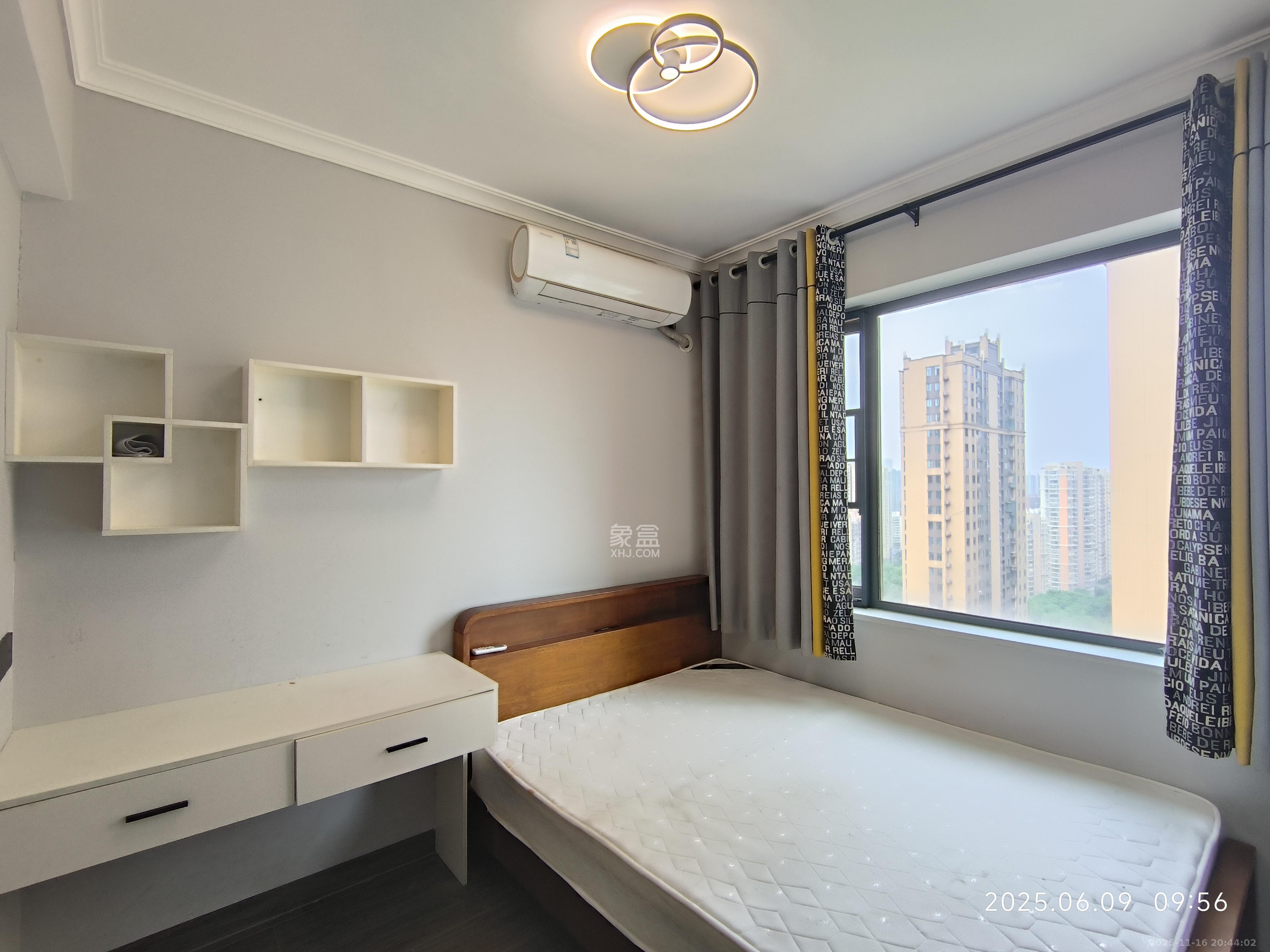 凯特梅溪紫郡  3室2厅1卫    3000.0元/月室内图